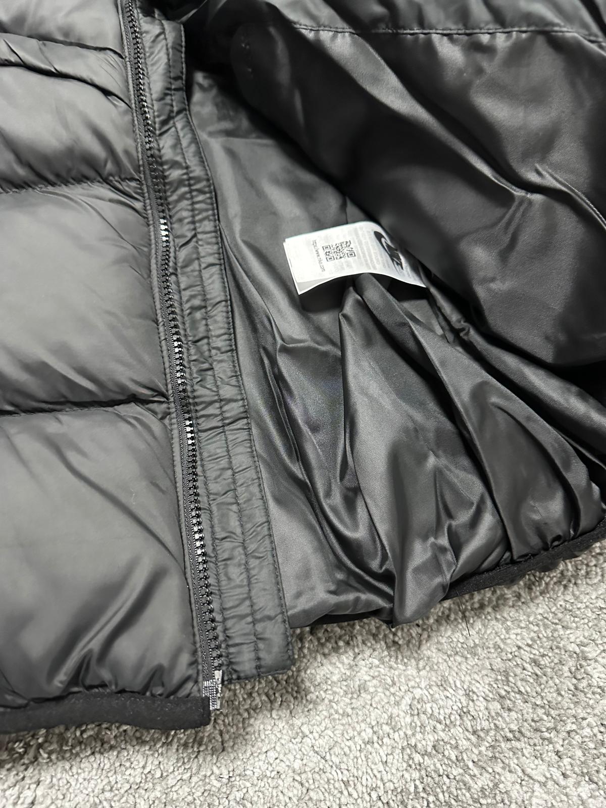 Storm Fit Windrunner Mont