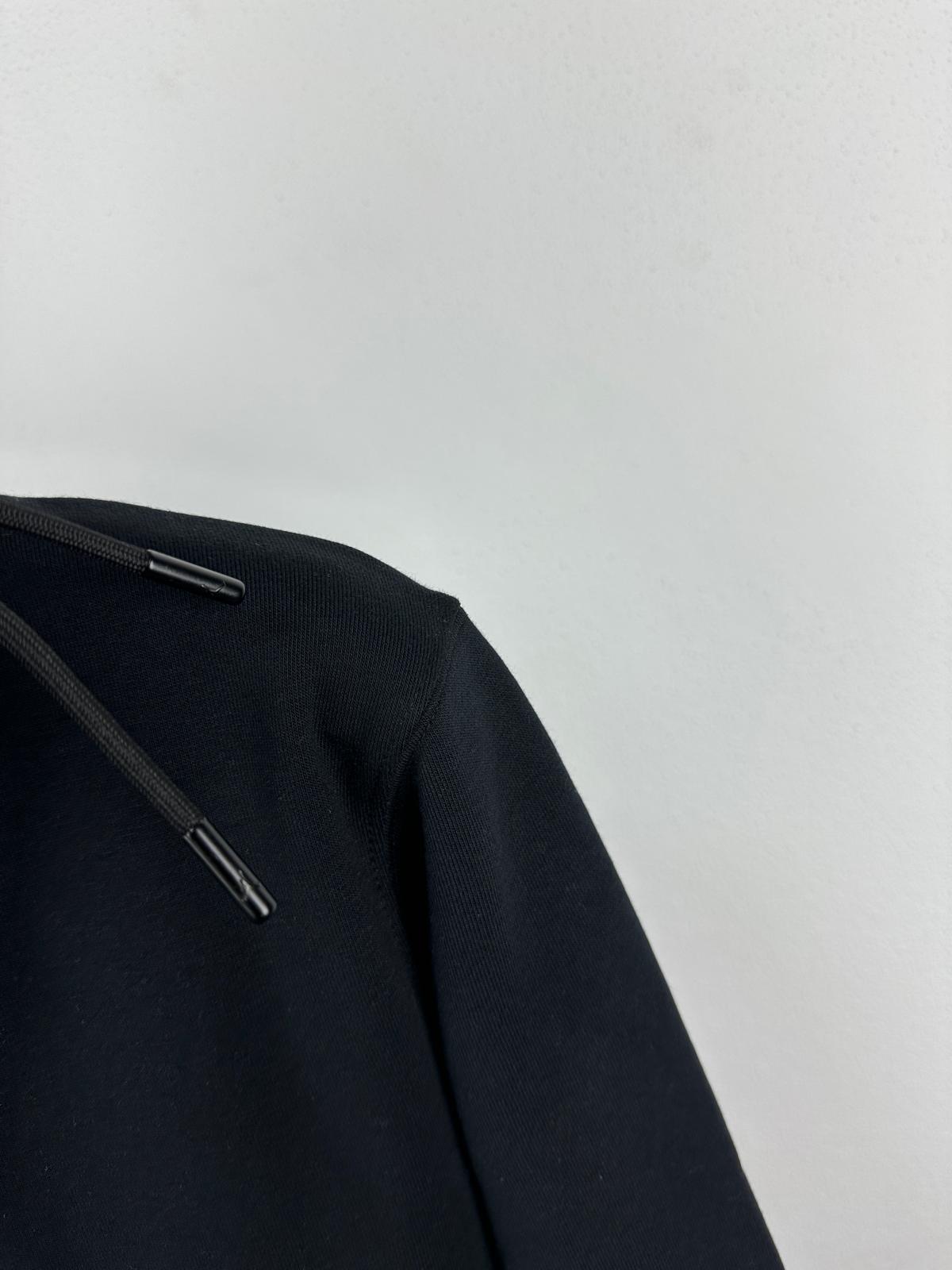 Essentials Fleece Baseline Hoodie