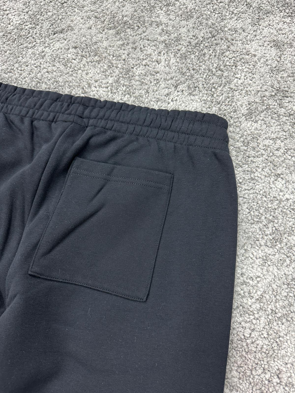Essentials Fleece Baseline Jogger