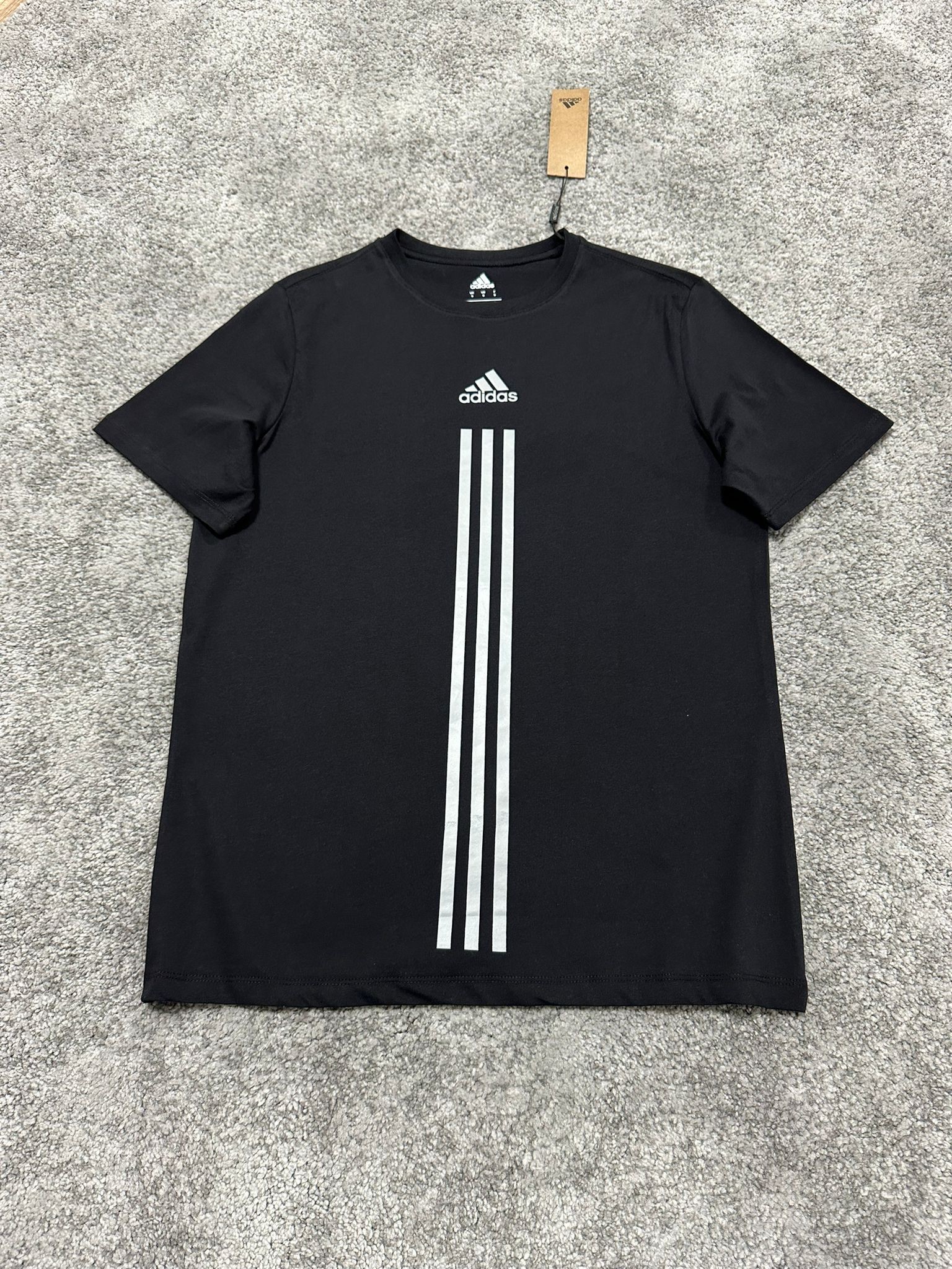 Adidas Tişört