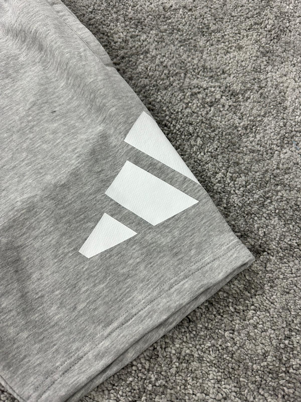 Essentials Logo Şort