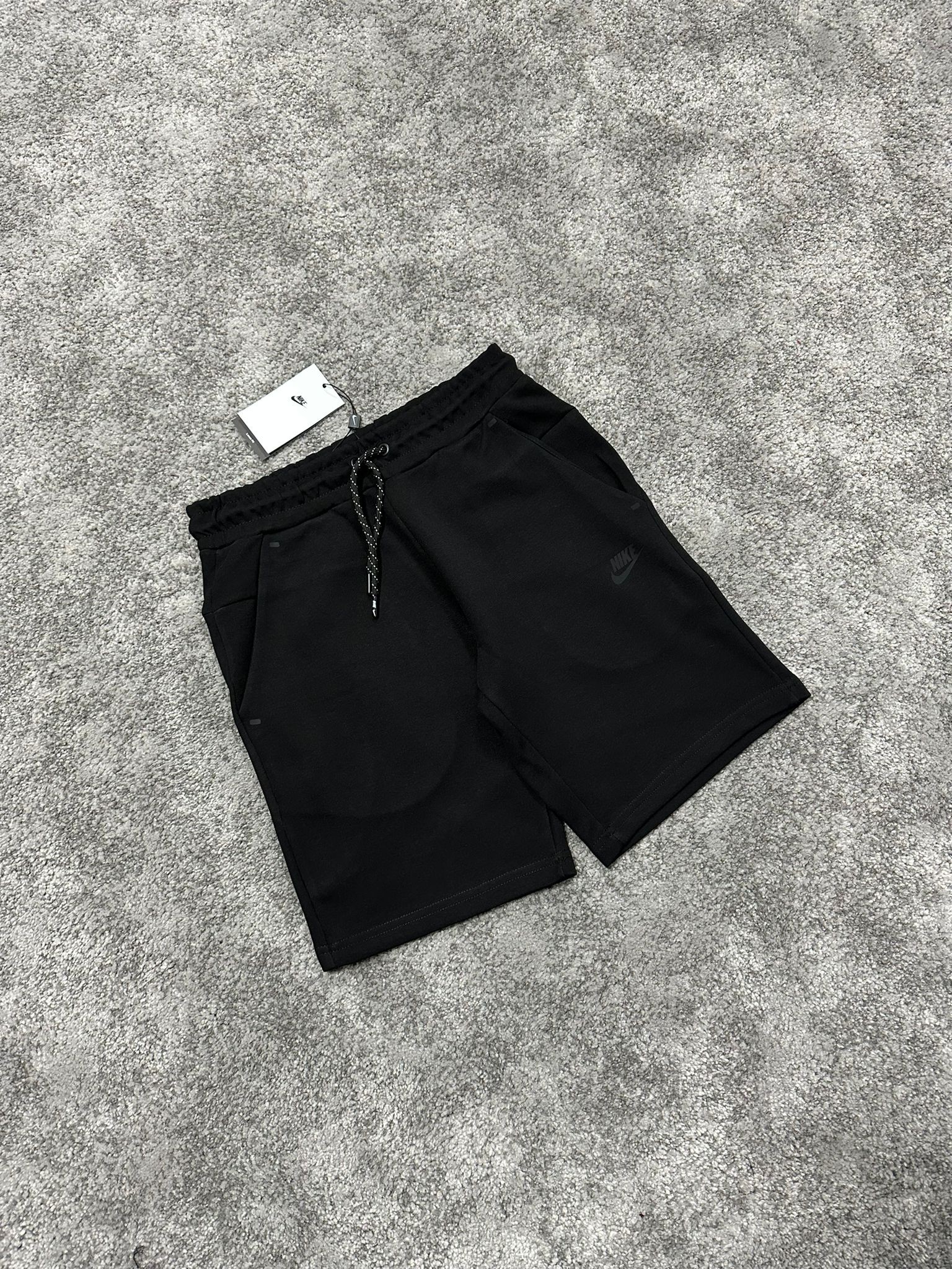 Nsw Tech Fleece Şort