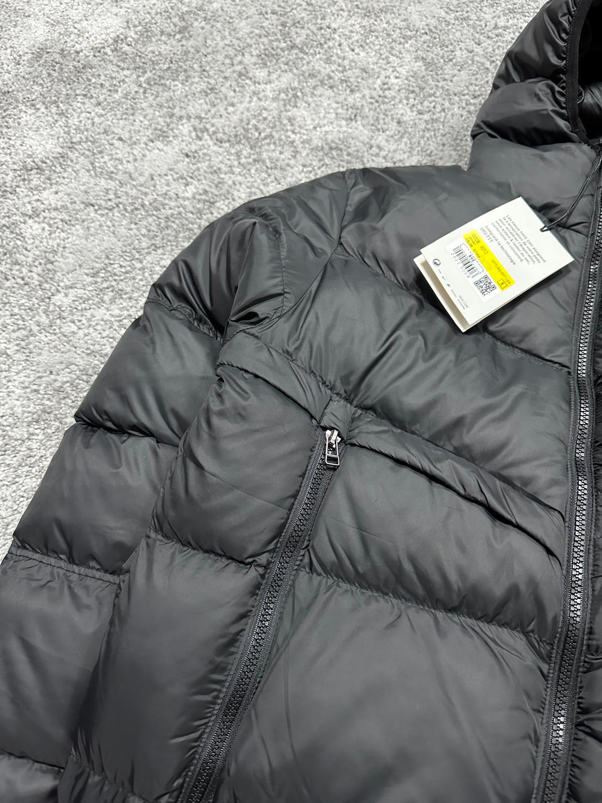 Storm Fit Windrunner Mont