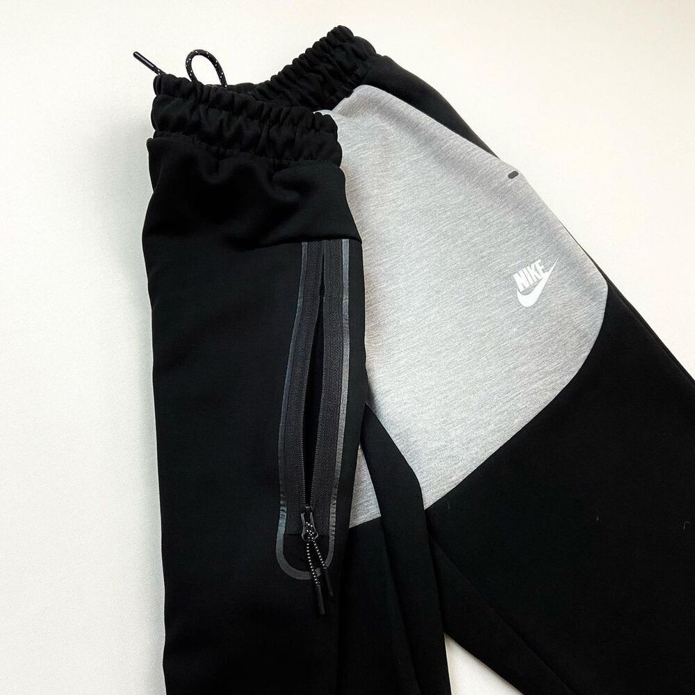 NSW Tech Fleece Jogger Black/Dark Grey