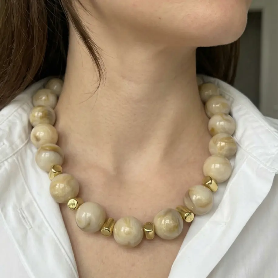 Krem Gold Detay Kolye
