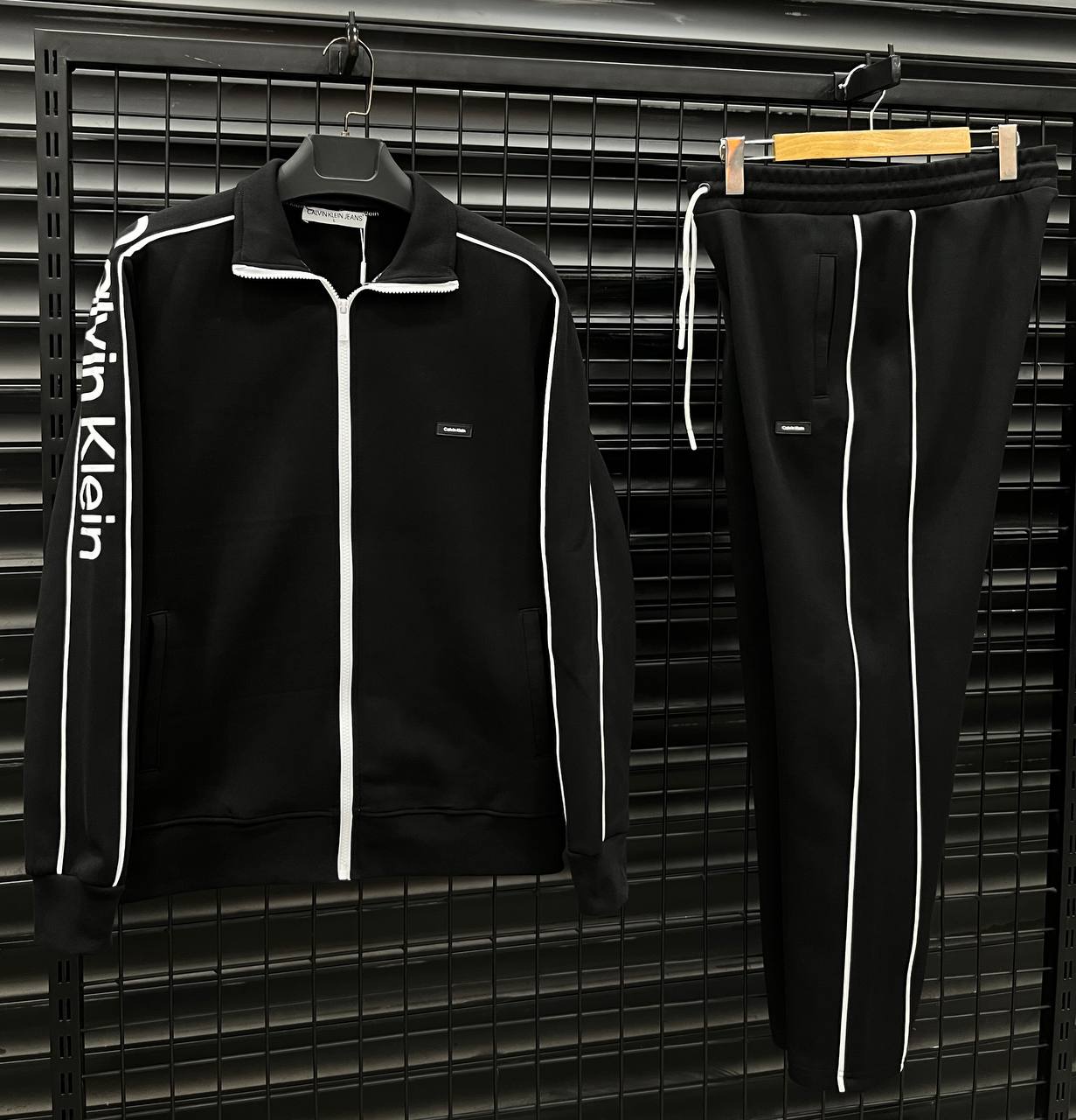 CK Essential Tracksuit