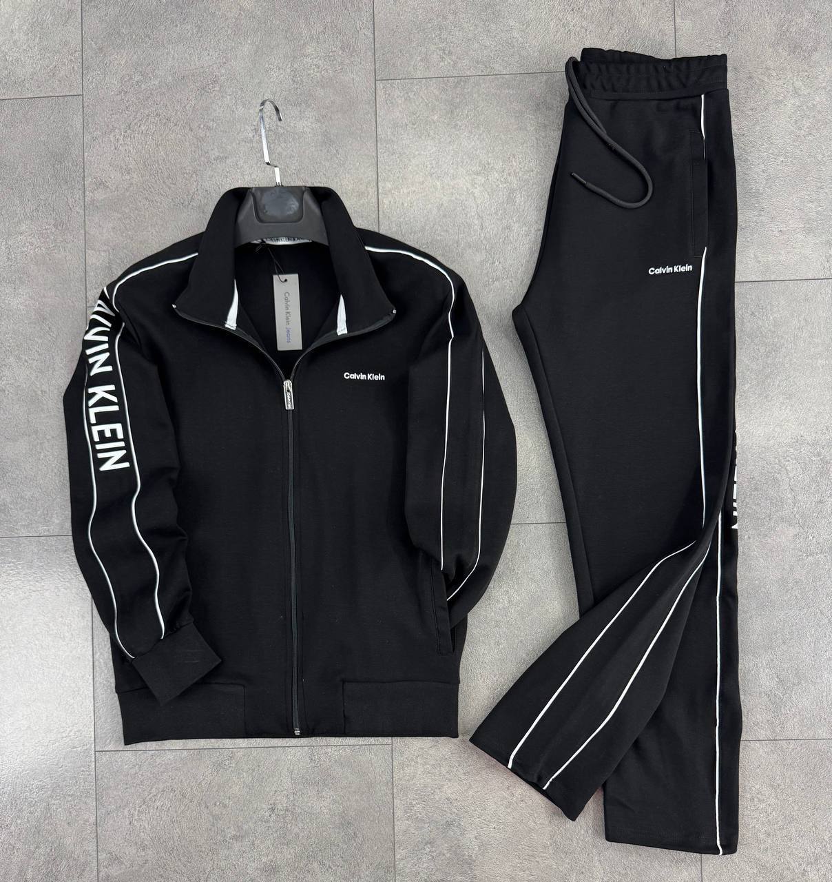 CK Essential Tracksuit - Siyah