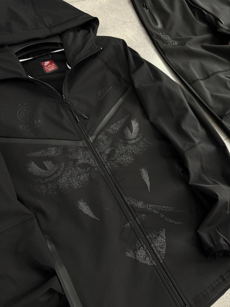 Nike Tech Woven Snake Edition