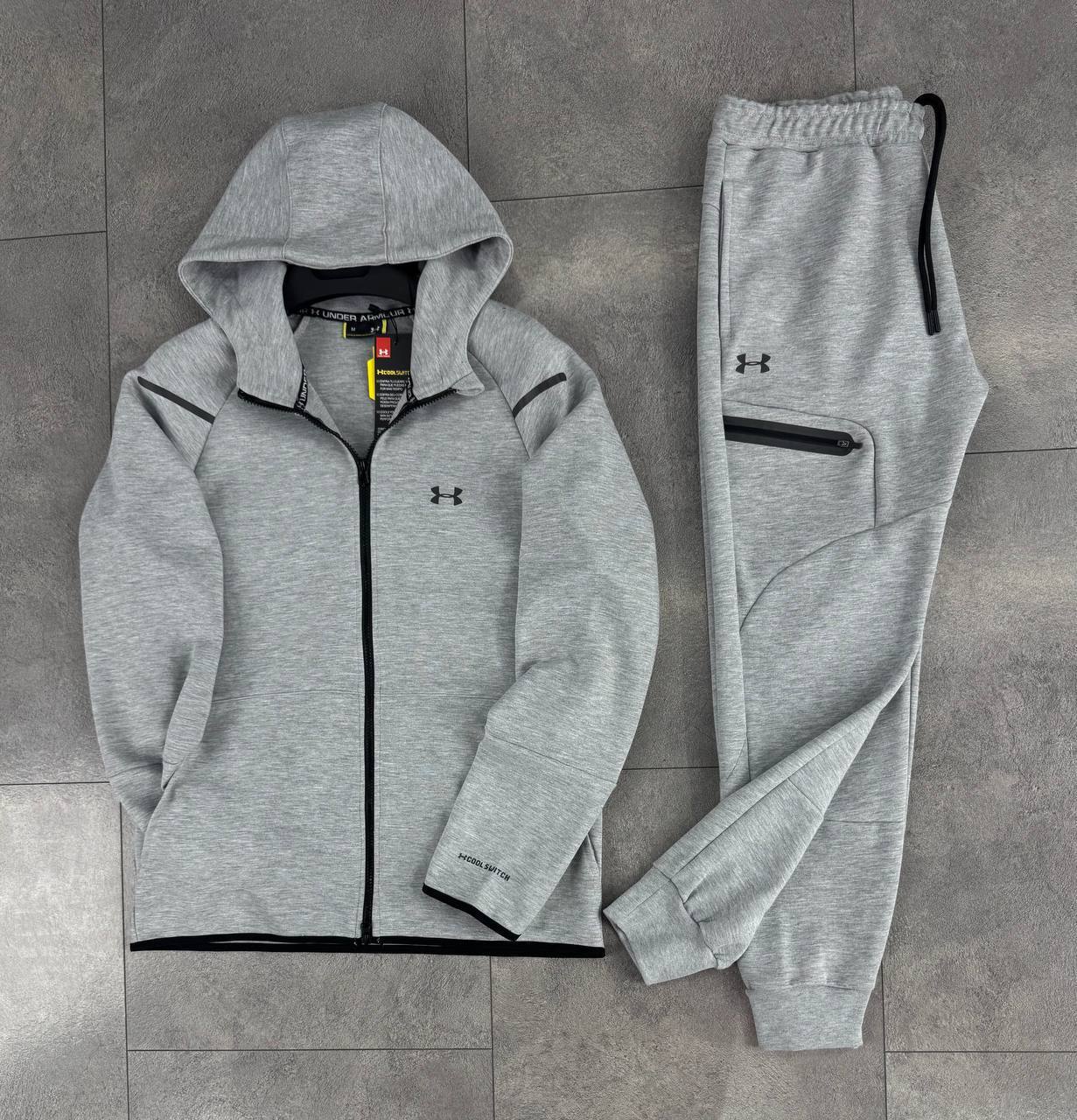 UA Essential Tracksuit - Gri