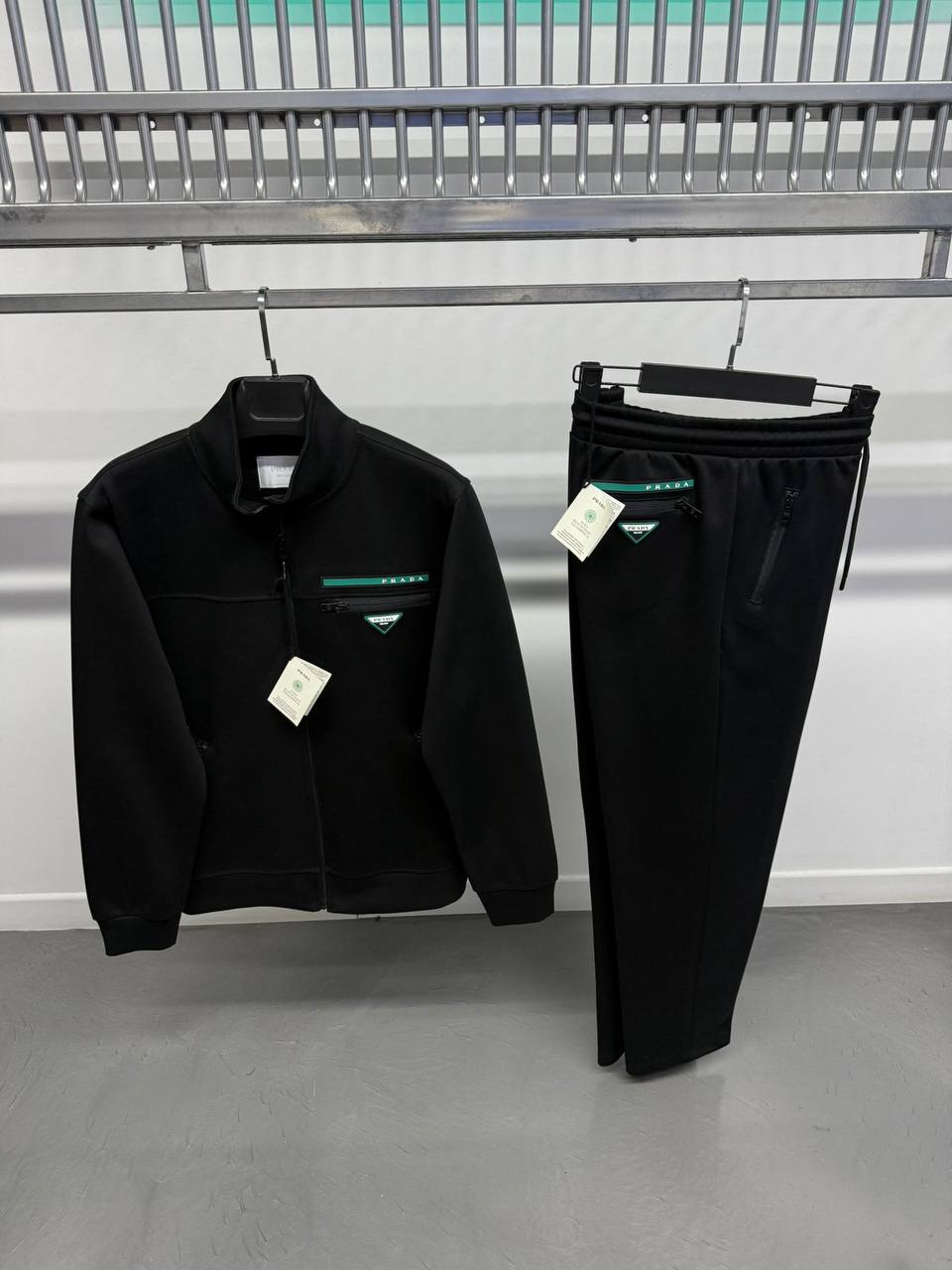 Green Essential Tracksuit - Siyah