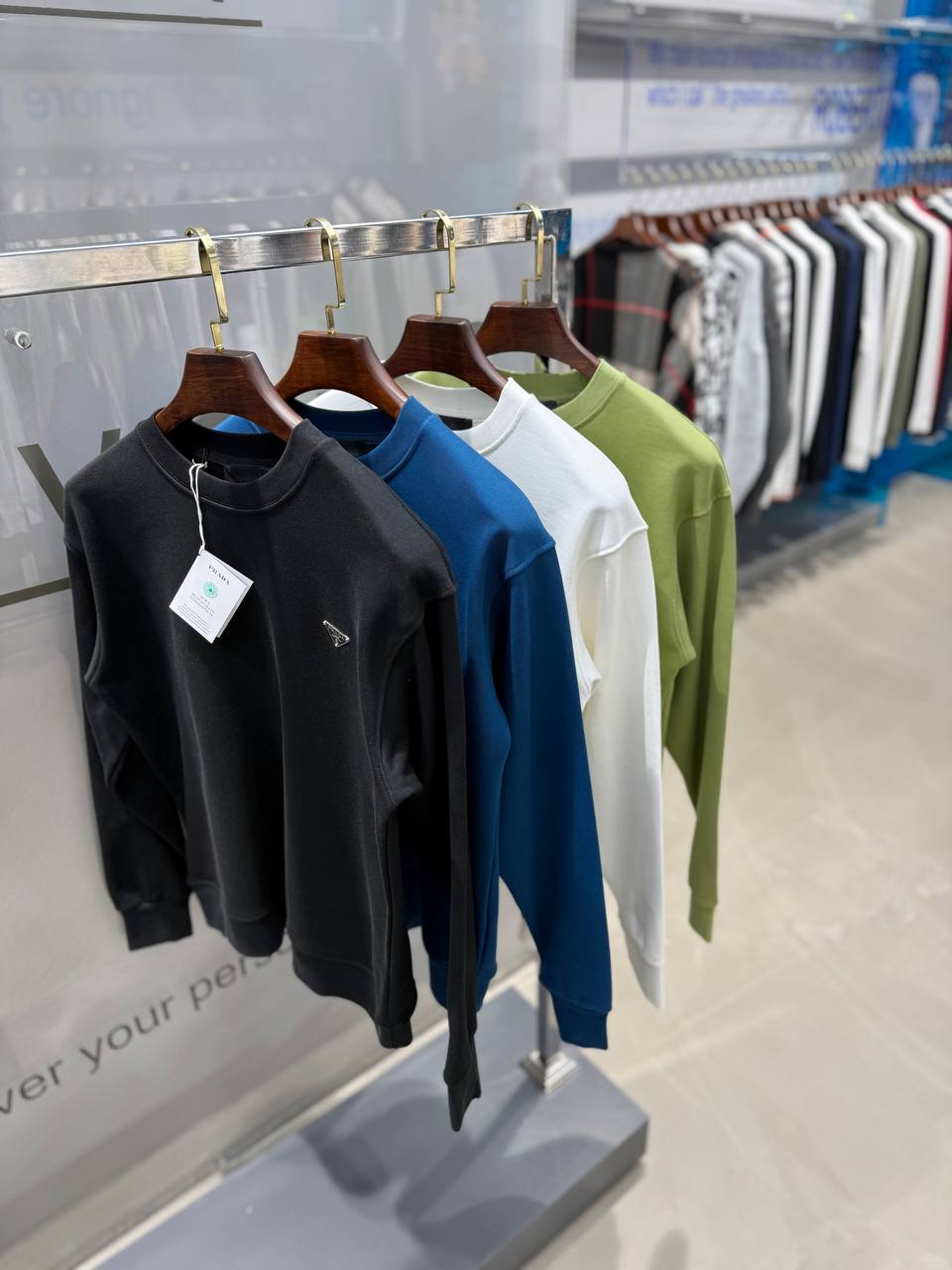  Metalic Basic Sweatshirt