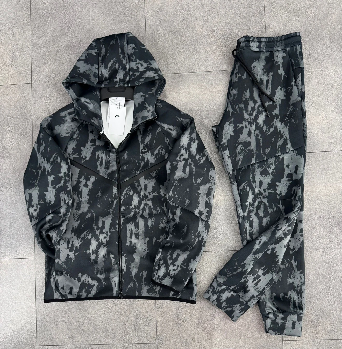 Army Camouflage Tracksuit - Navy
