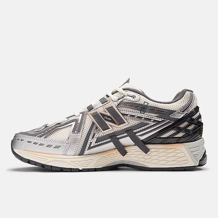 NEW BALANCE 1906R