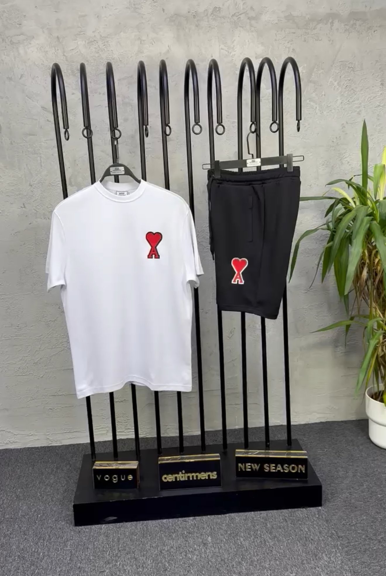 Red Heart Light Set - White/Black with Red Heart Patch