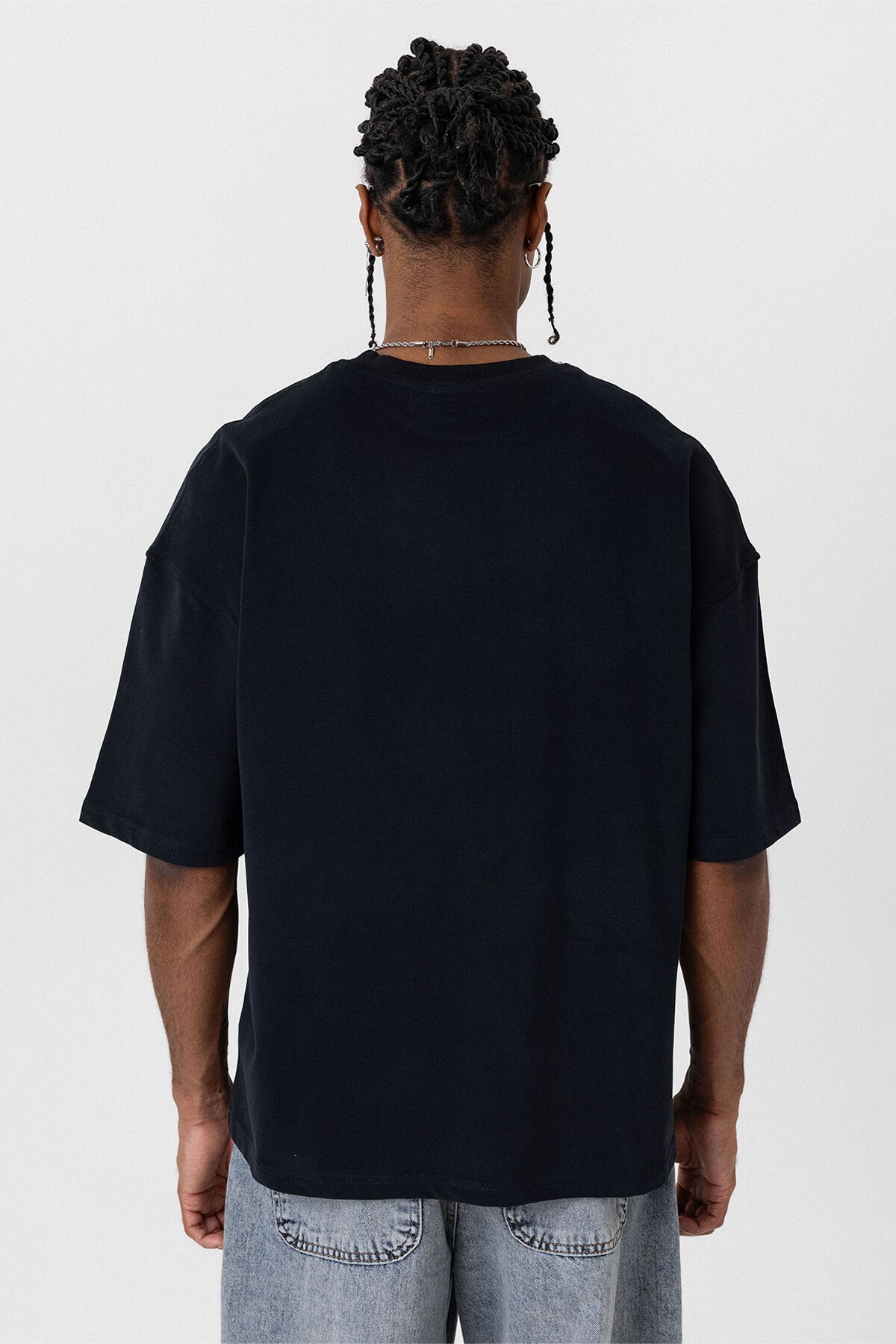 BASIC OVERSIZE T-SHIRT-BLACK