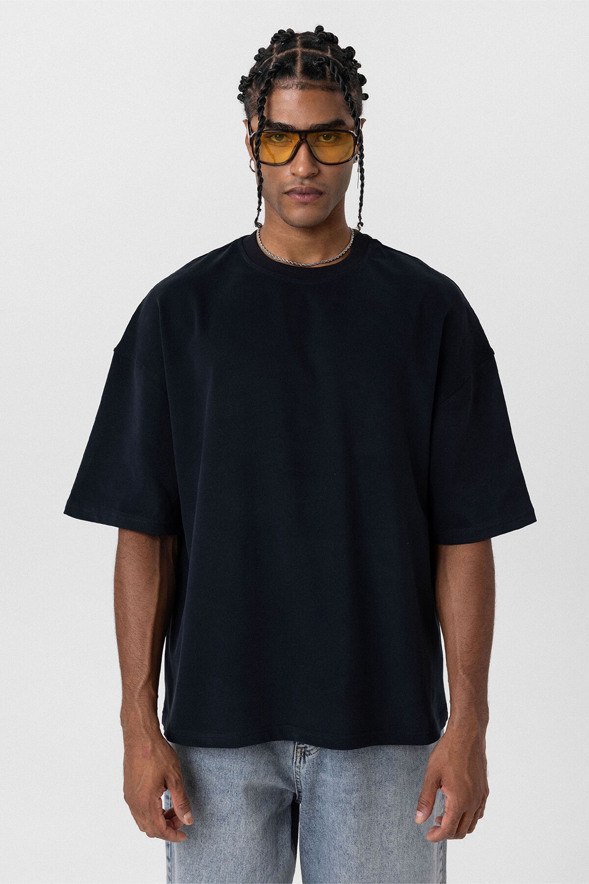 BASIC OVERSIZE T-SHIRT-BLACK