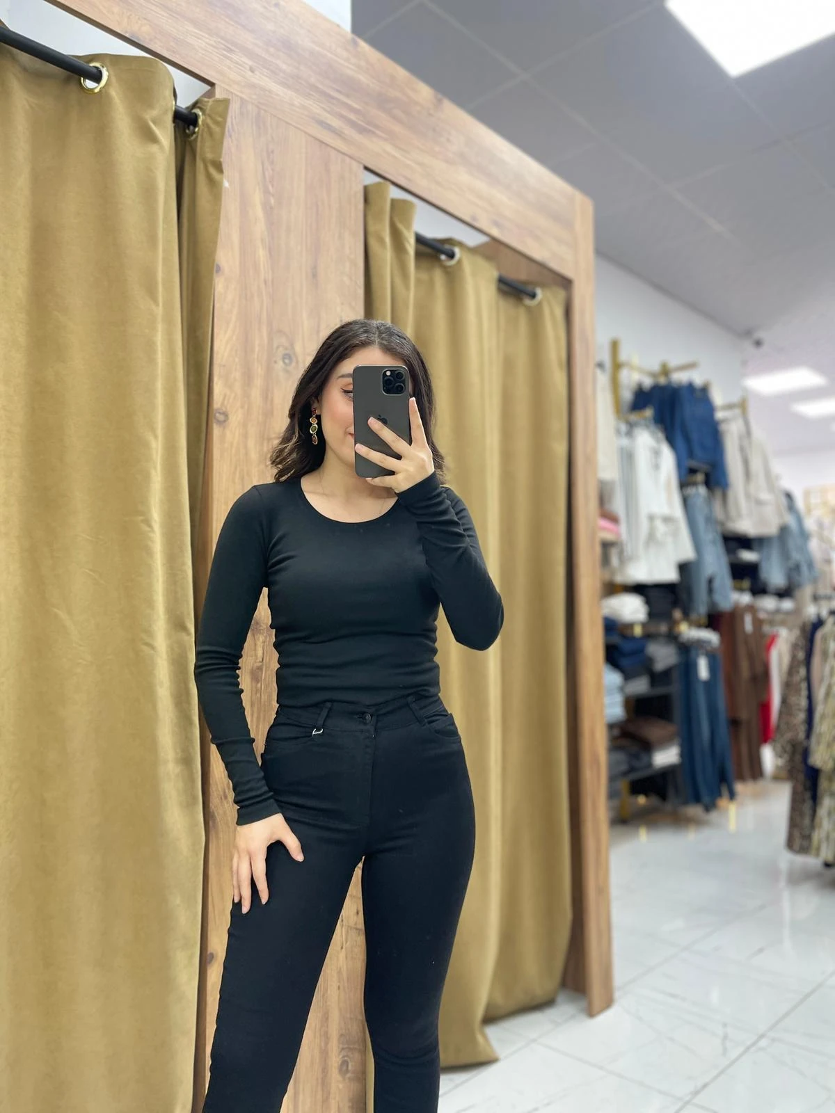 Suen Likralı Dar Paça Kot Pantolon - Siyah