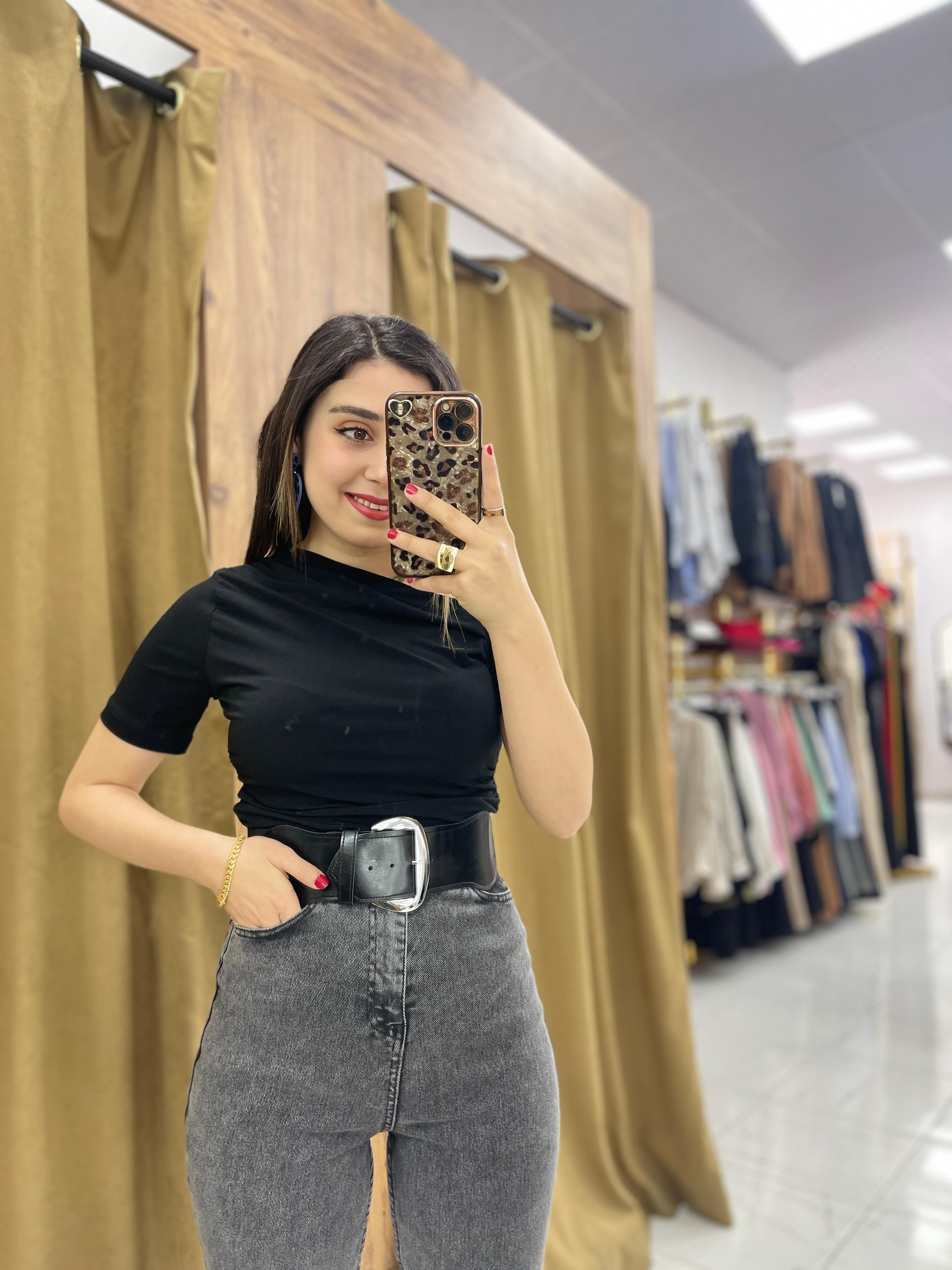 Layla Bluz - Siyah