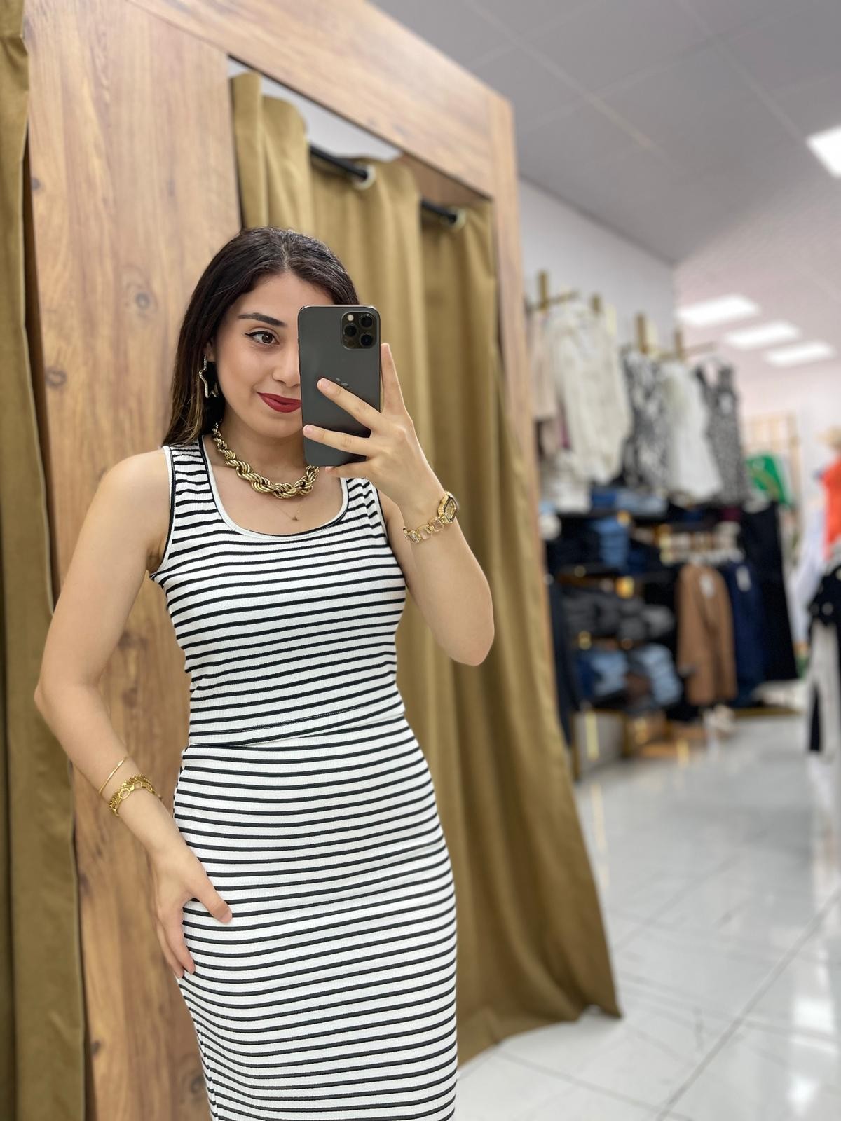 Çizgili  Etekli Takım  - Siyah