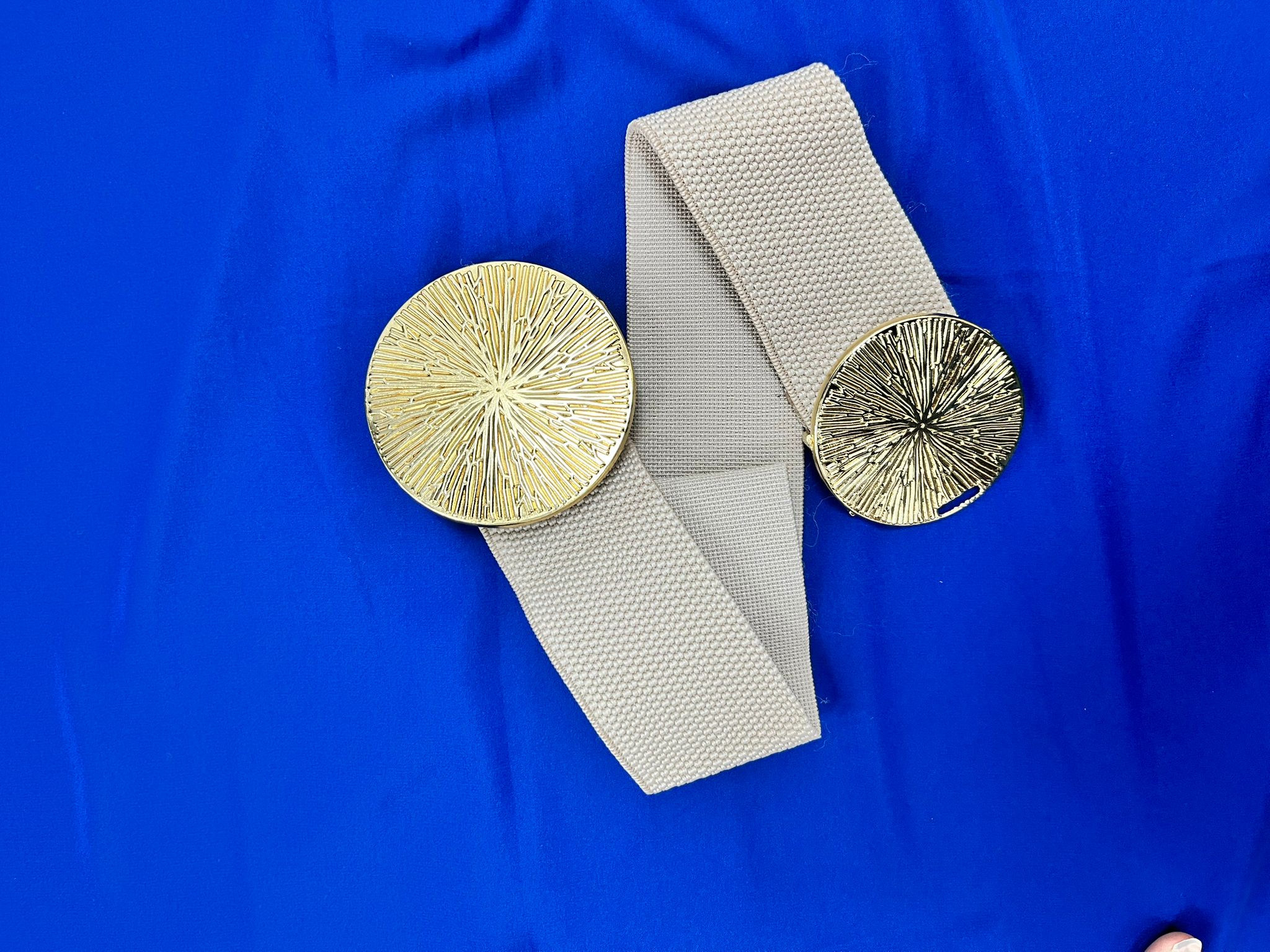 Lastikli Yuvarlak Kemer  - Krem