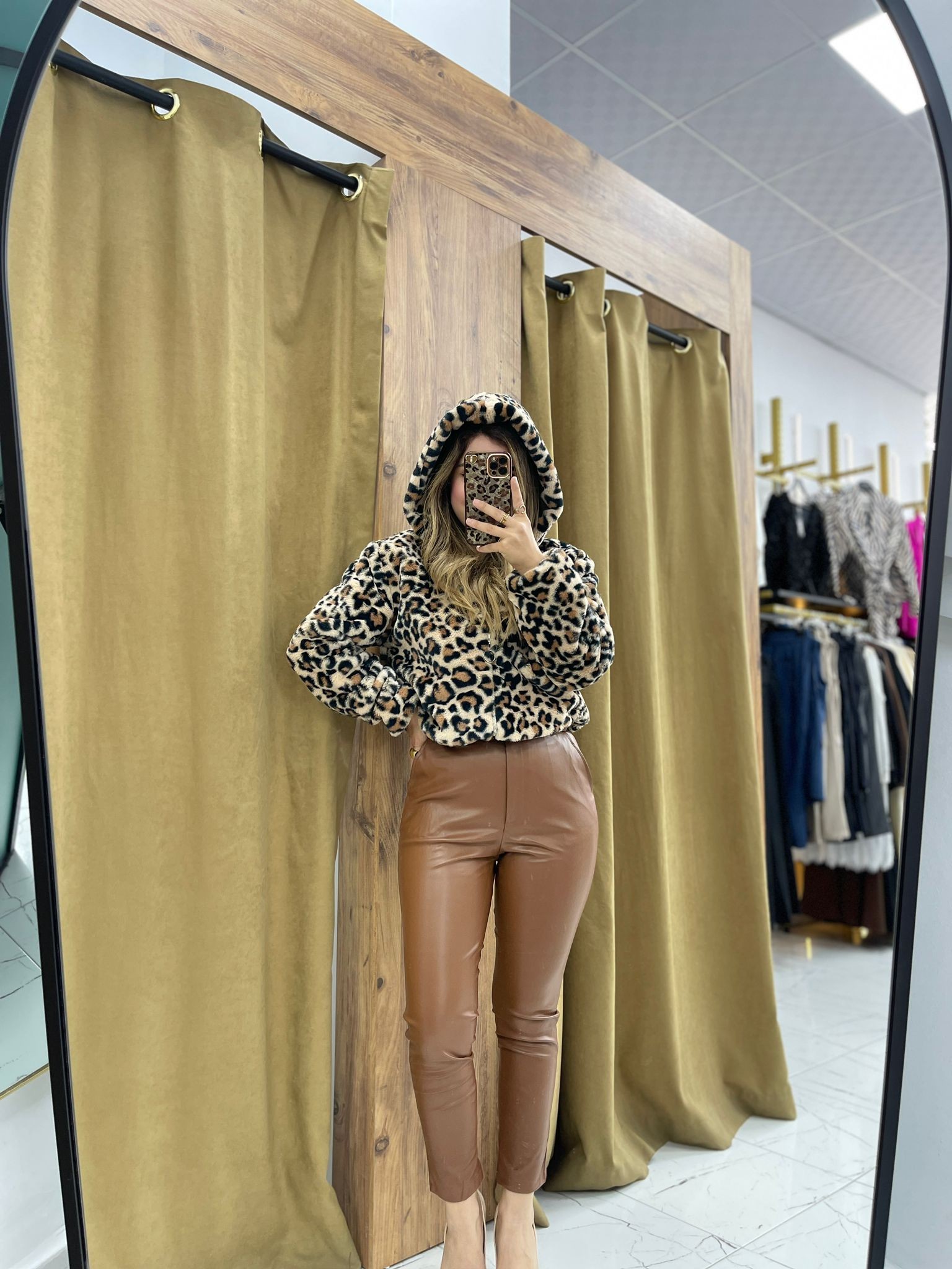 Yumoş Desenli Ceket  - Leopar Desen