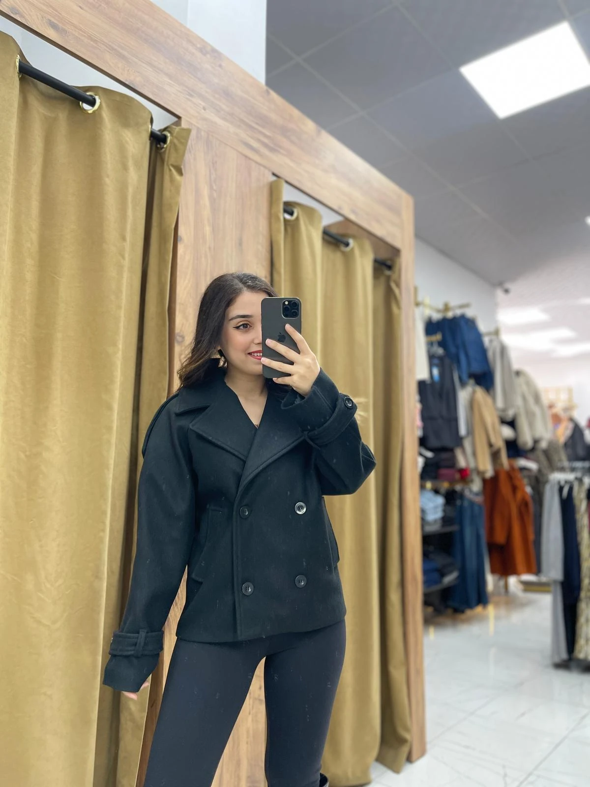 Vola Kısa Kaşe Kaban  - Siyah