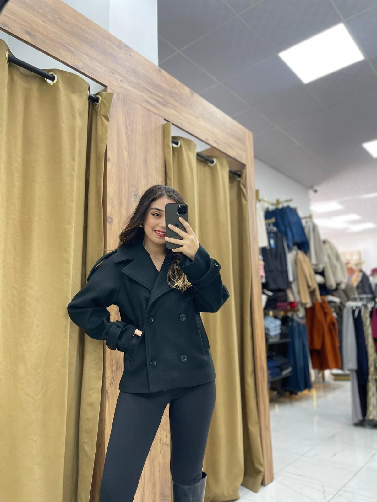 Vola Kısa Kaşe Kaban  - Siyah