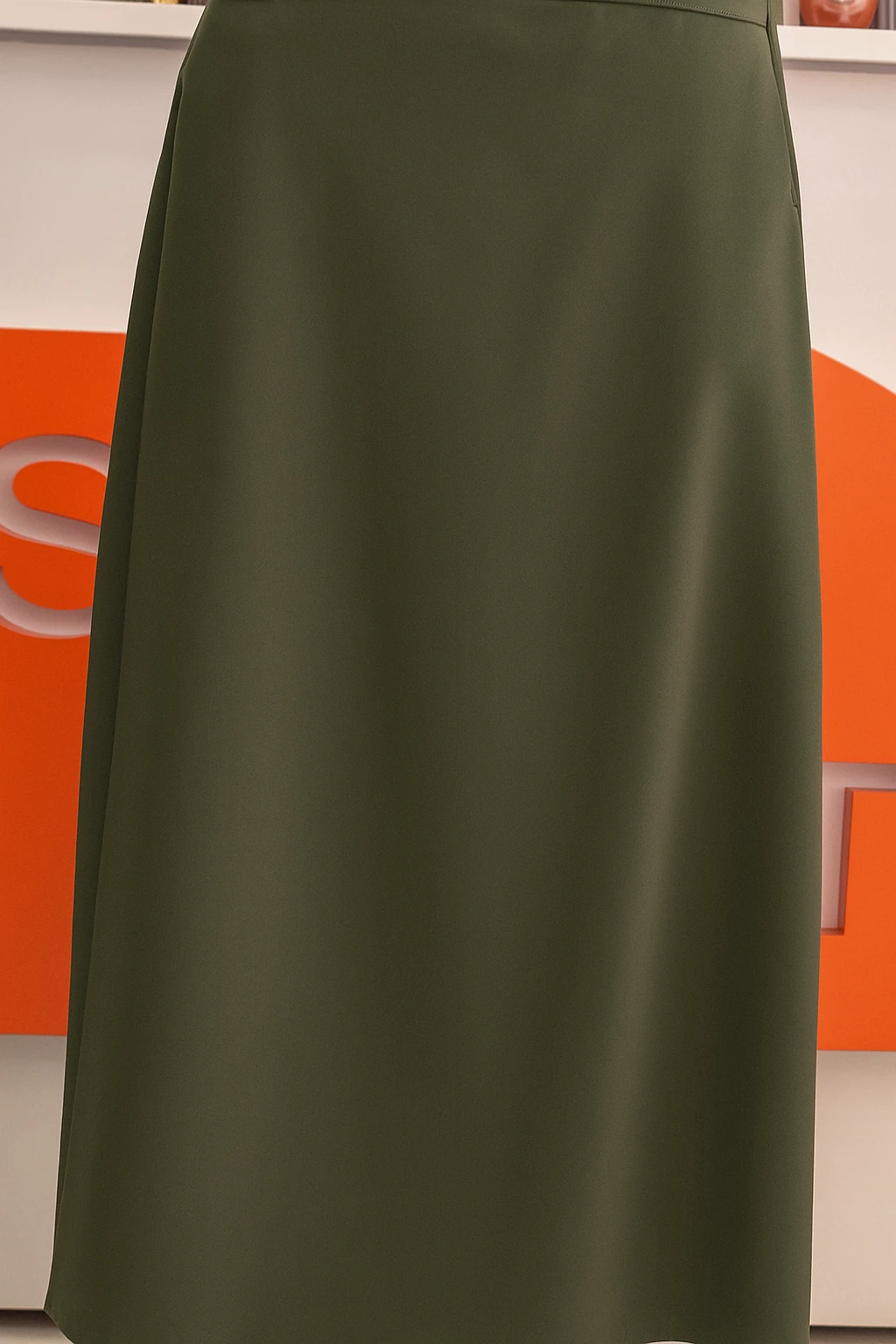 Kemer Detaylı Yeşil Uzun Etek