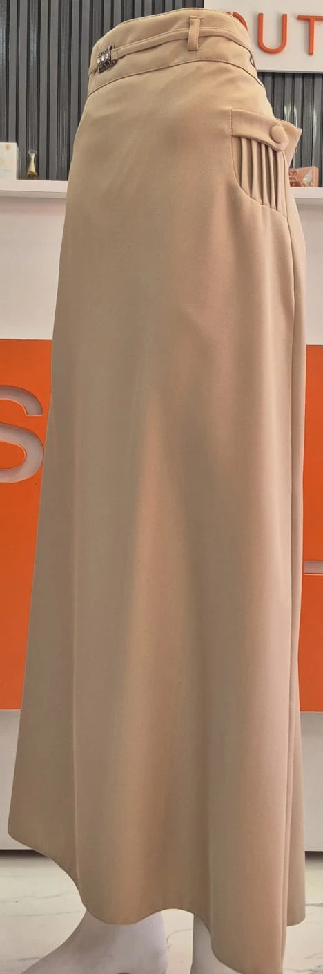 Kemer Detaylı Taş Rengi Uzun Etek