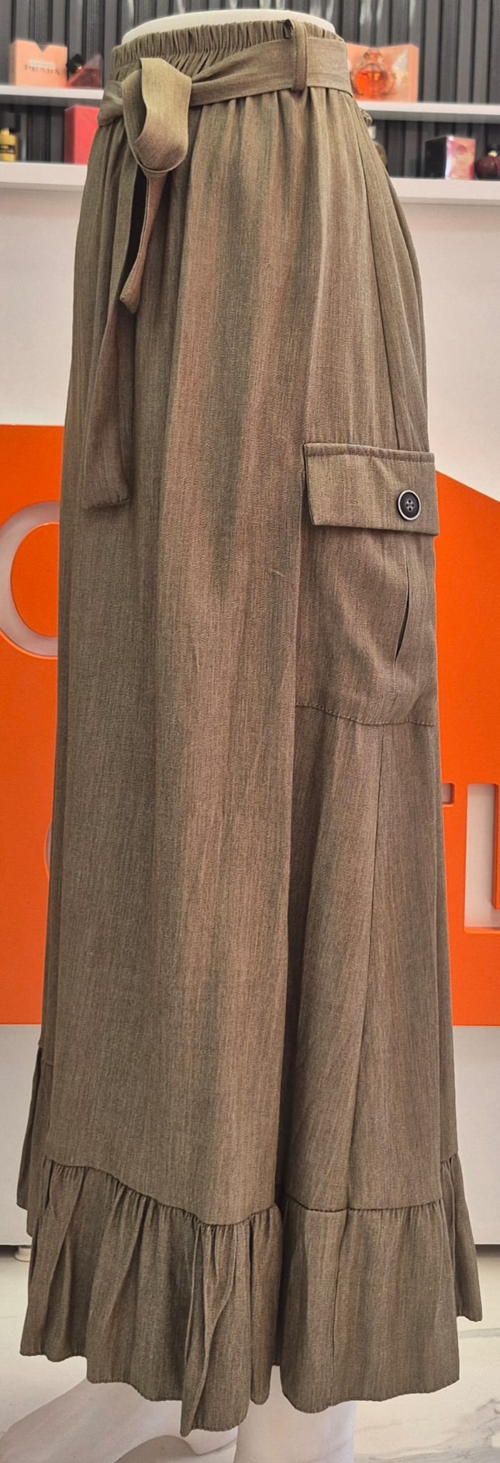 Cepli Volan Detaylı Yeşil Uzun Etek (Kuşaklı)