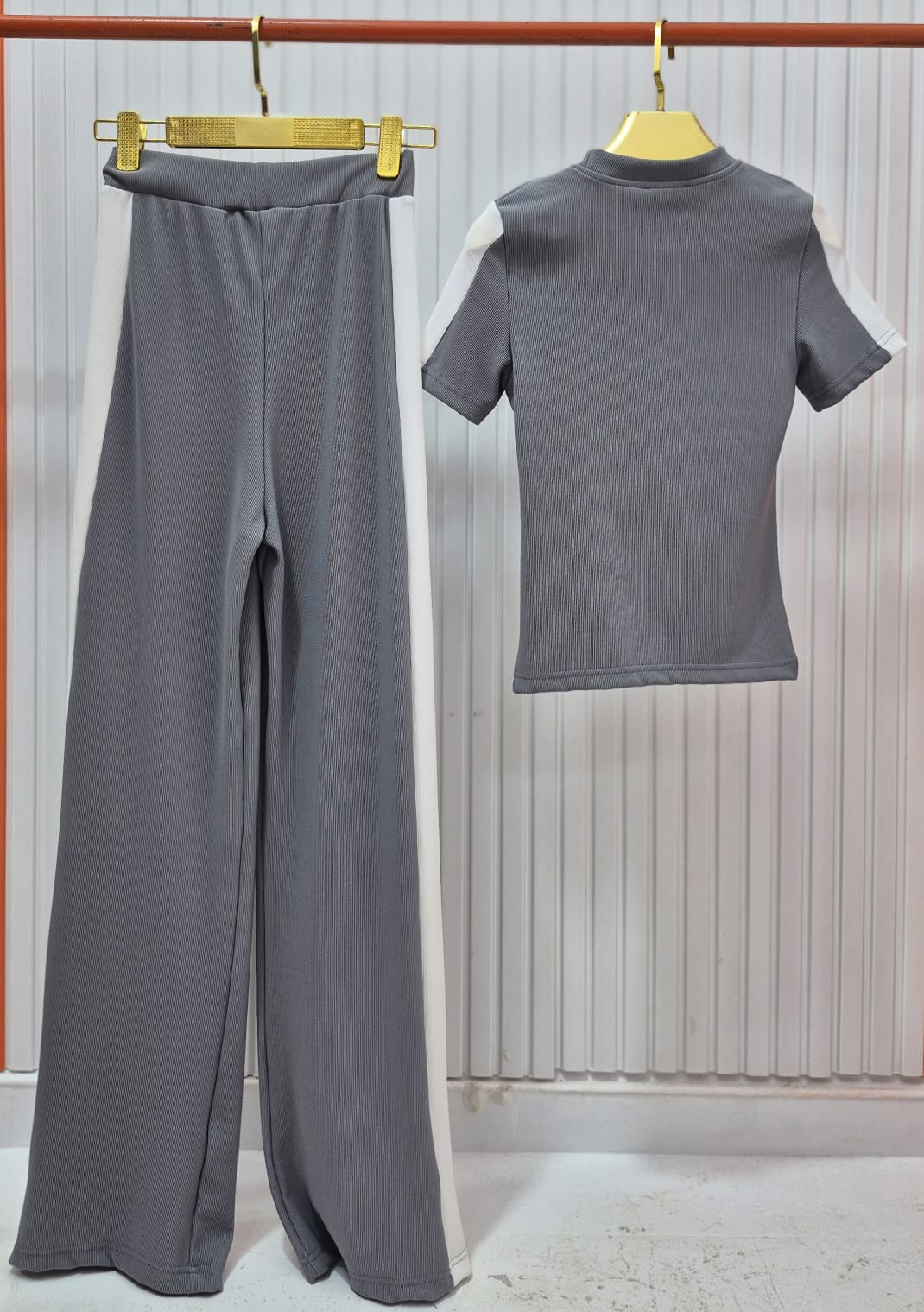 Kadın Gri Şerit Detaylı İkili Spor Takım