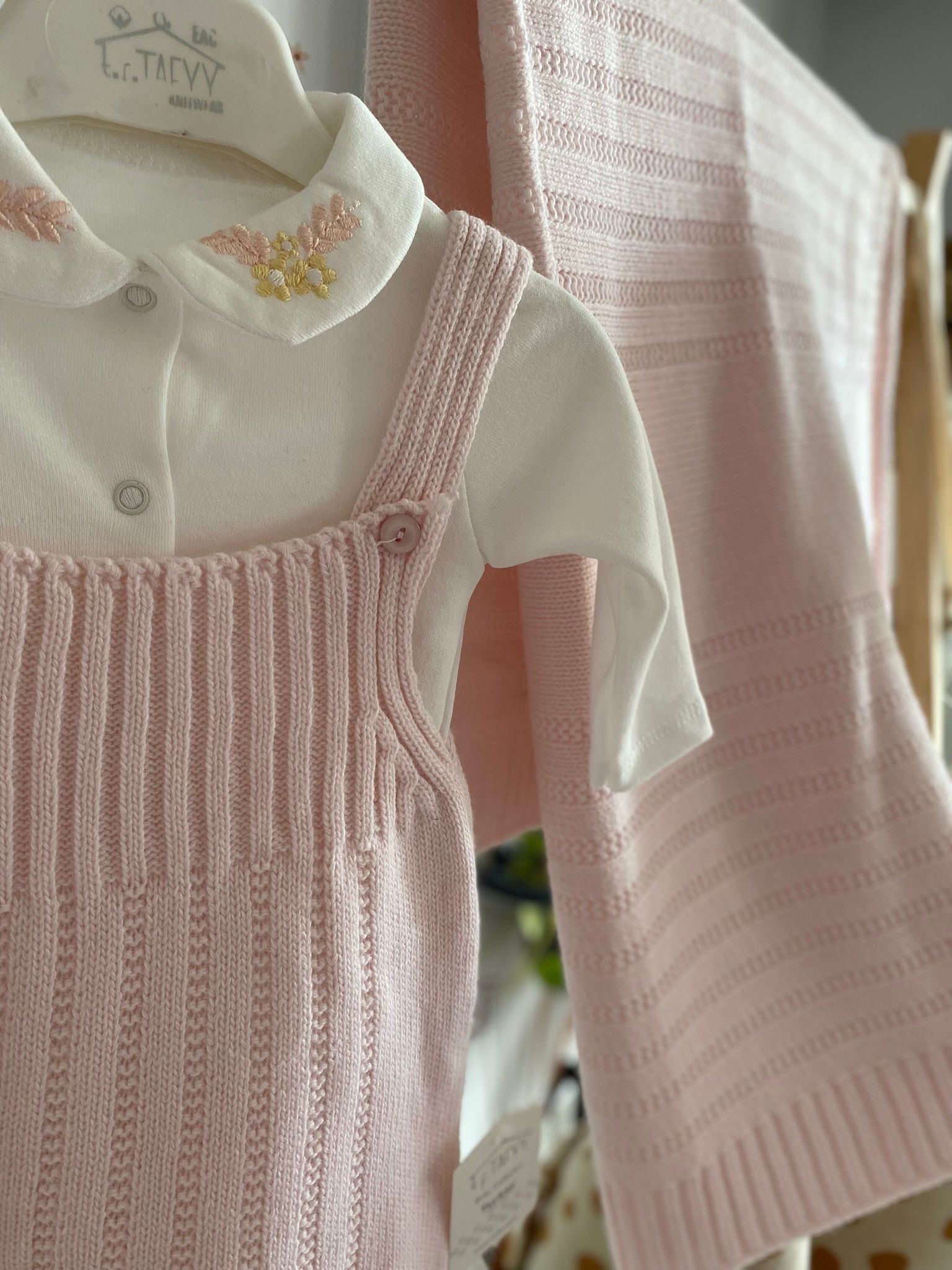 Kız Bebek Triko Salopetli 4lü Set