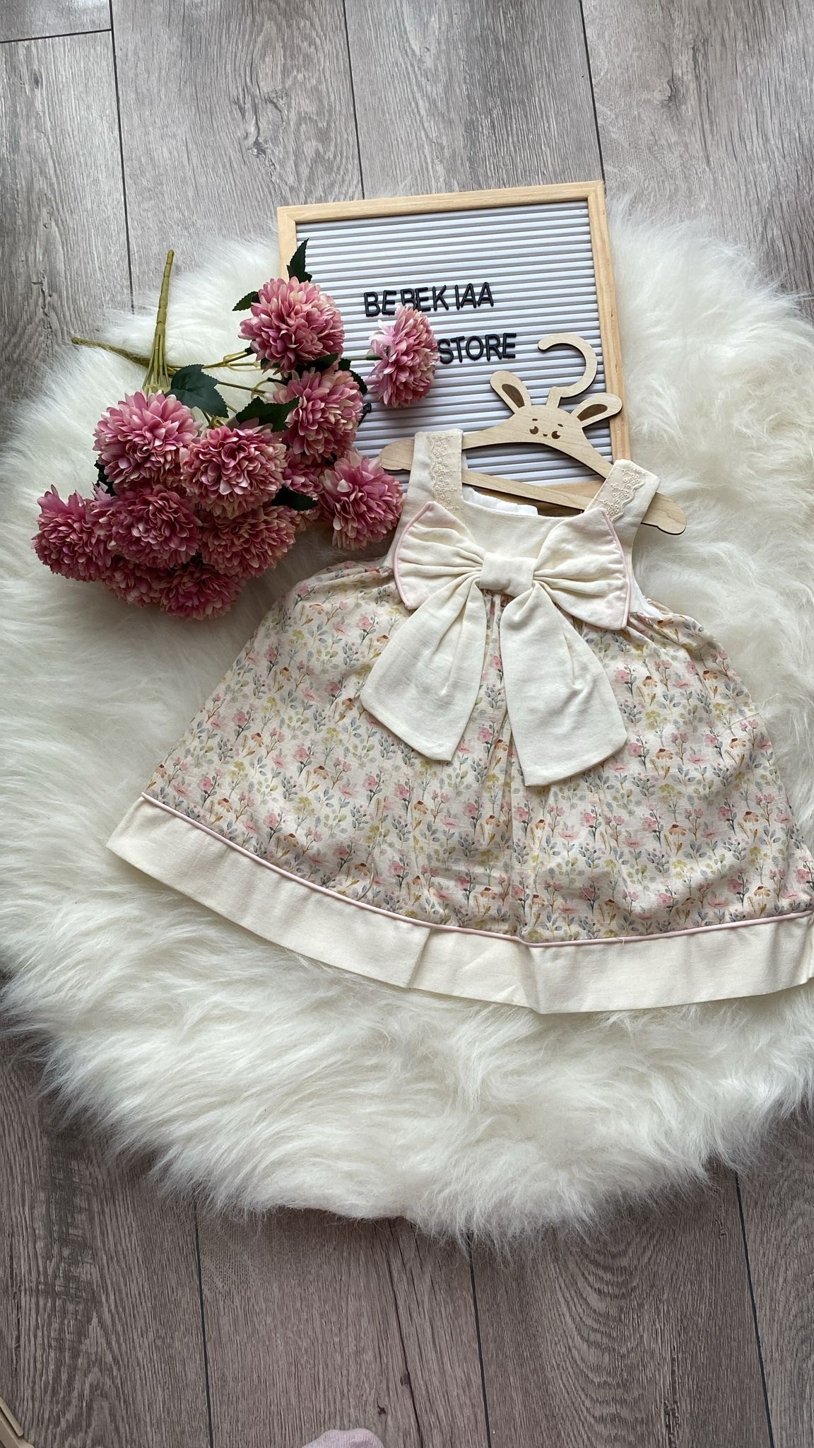 Kız Bebek Kurdele Detaylı Vintage Elbise