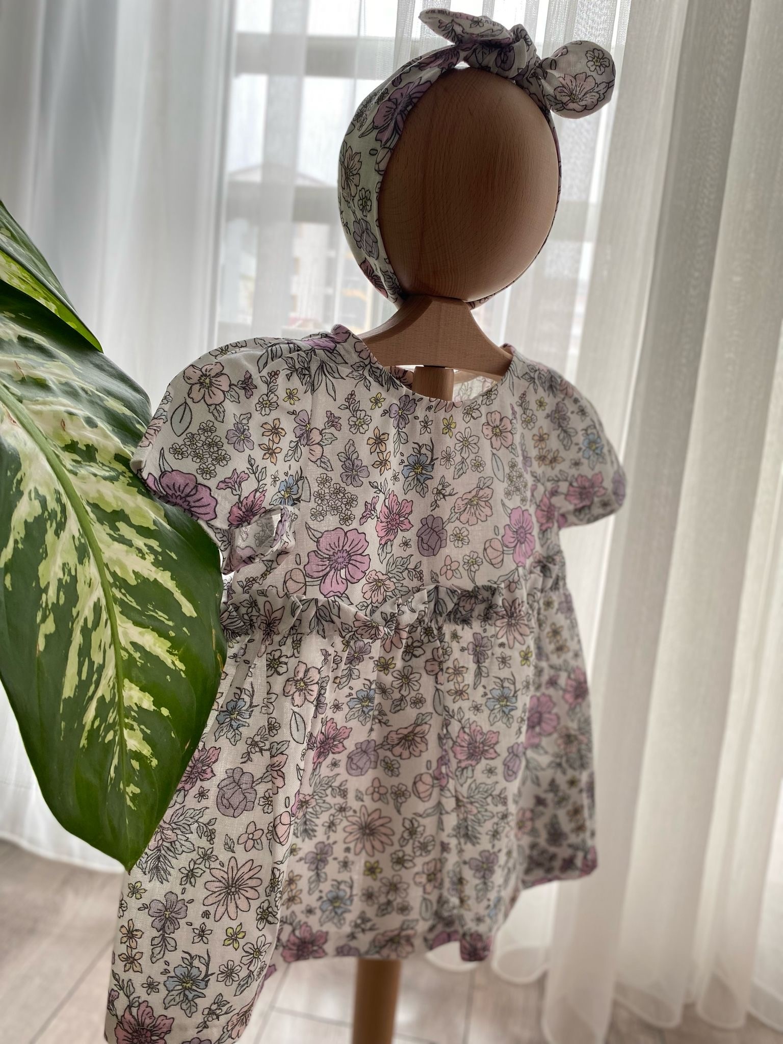 Kız Bebek Çiçek Desenli Saç Bantlı Romper Elbise