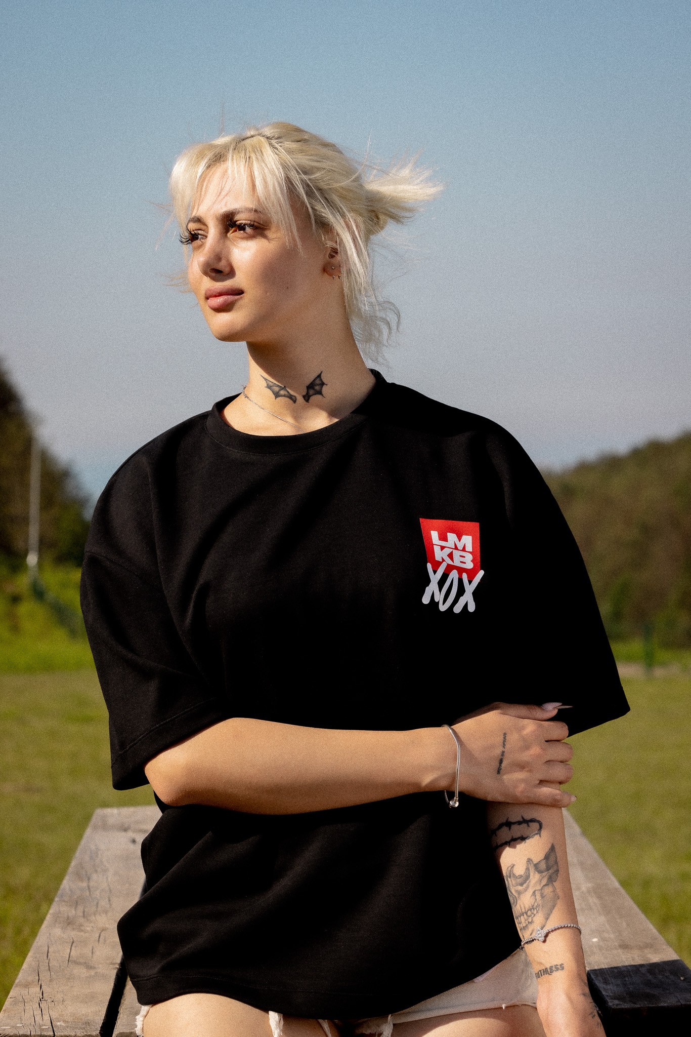 LMB- OVERSIZE T-SHIRT BLACKXOXX