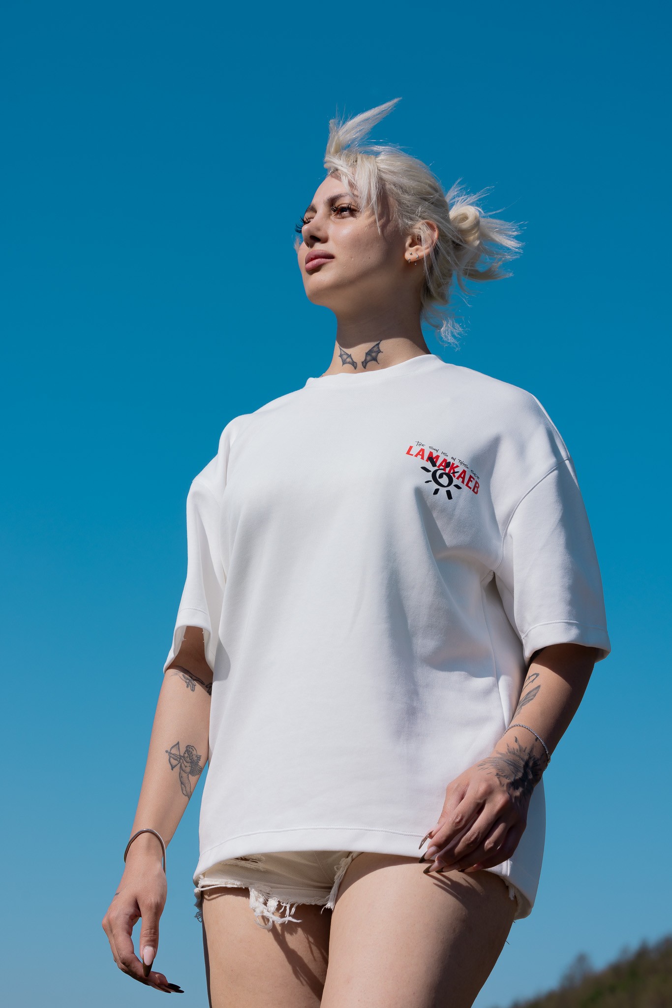 LMB- OVERSIZE T-SHIRT WHITE 17