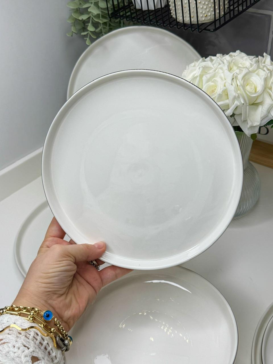 24 PARÇA BEYAZ GÜMÜŞ MASAL YEMEK TAKIMI