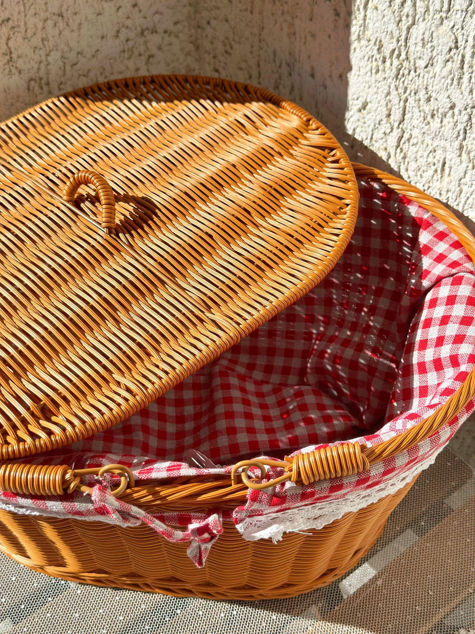 Adela Karamel Oval Piknik Sepeti