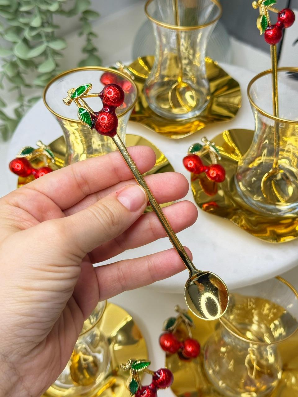 18 Parça 6 Kişilik Kiraz Çay Takımı
