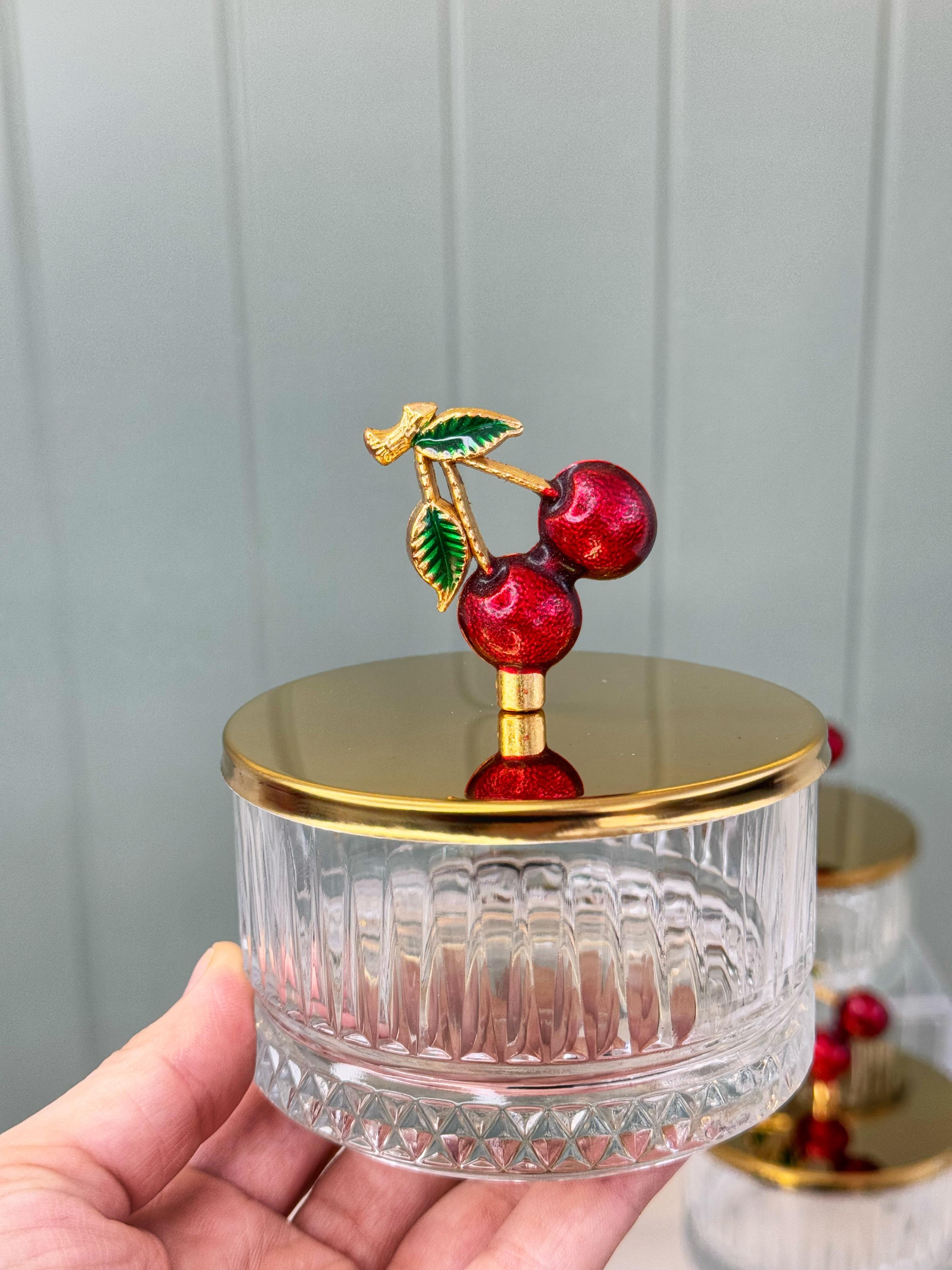 6'lı Kiraz Kapaklı Cam Kase