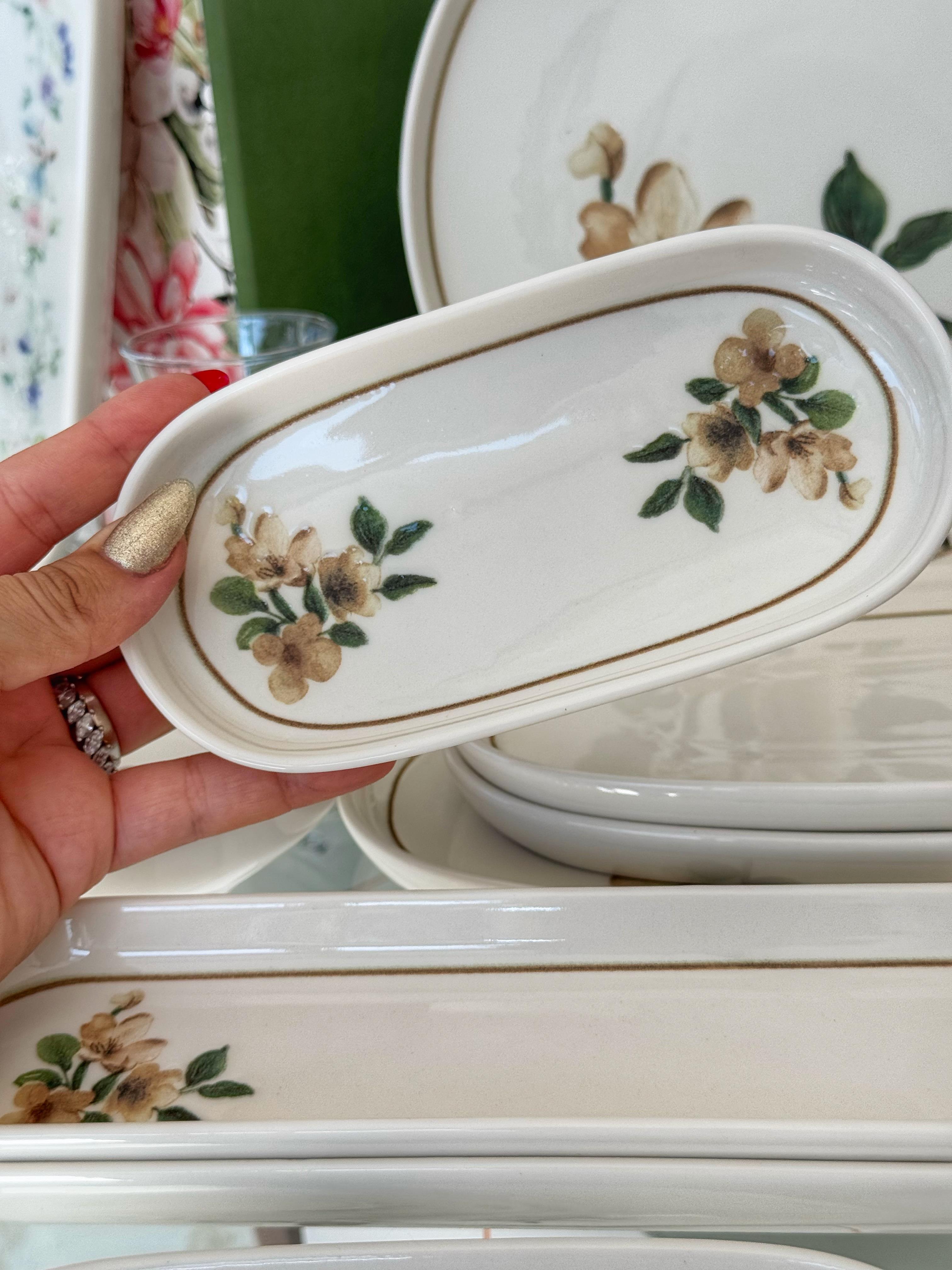 Sina 29 Parça 6 Kişilik Porselen Kahvaltı Takımı