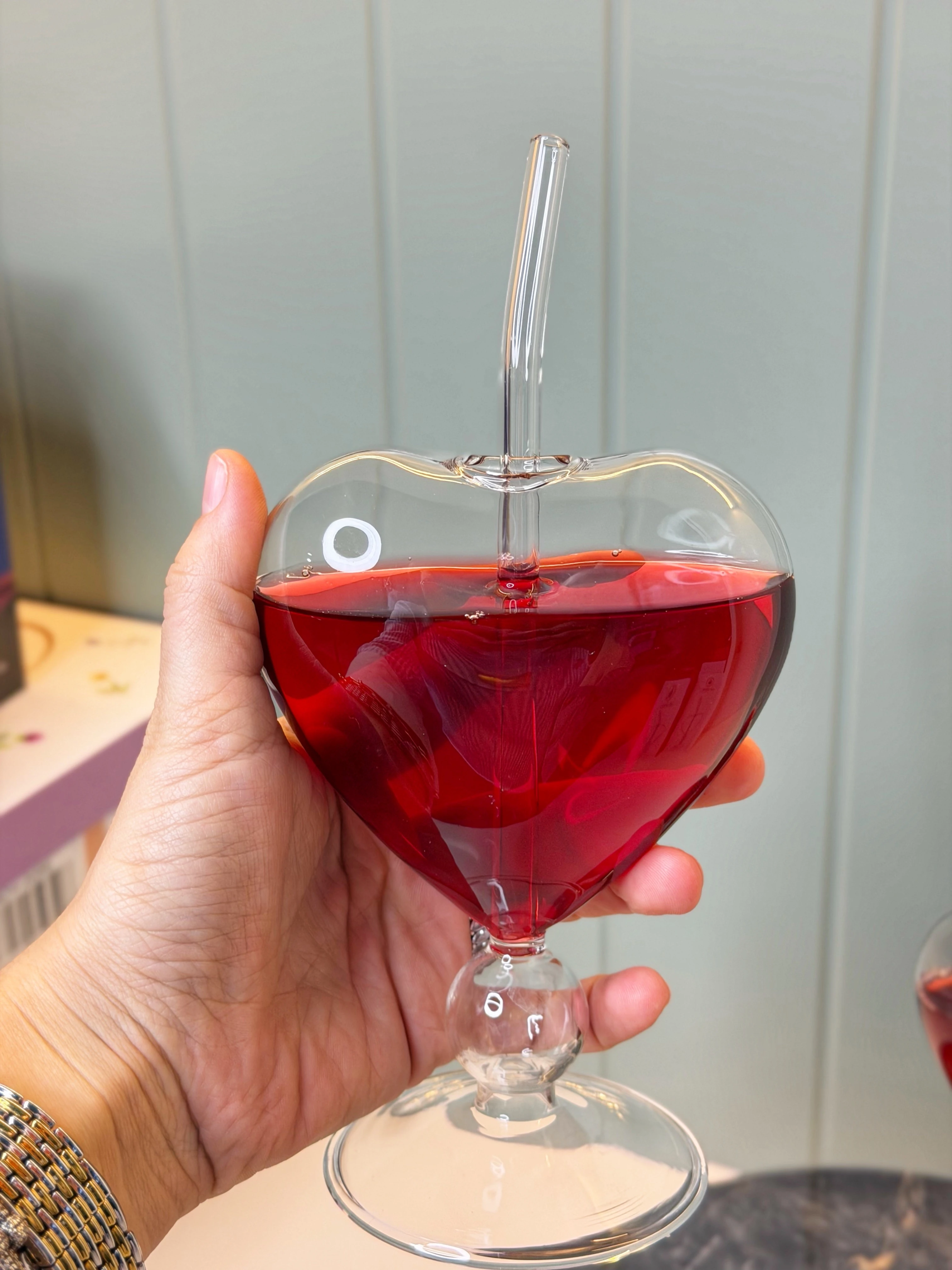 2 Li Kalp Bardak & Pipet