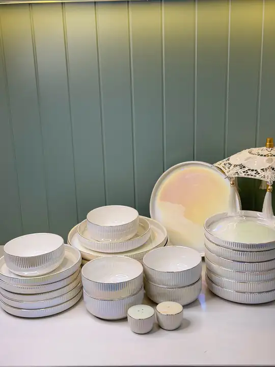 26 Parça 6 Kişilik Porselen Sedefli Yemek Takımı ||