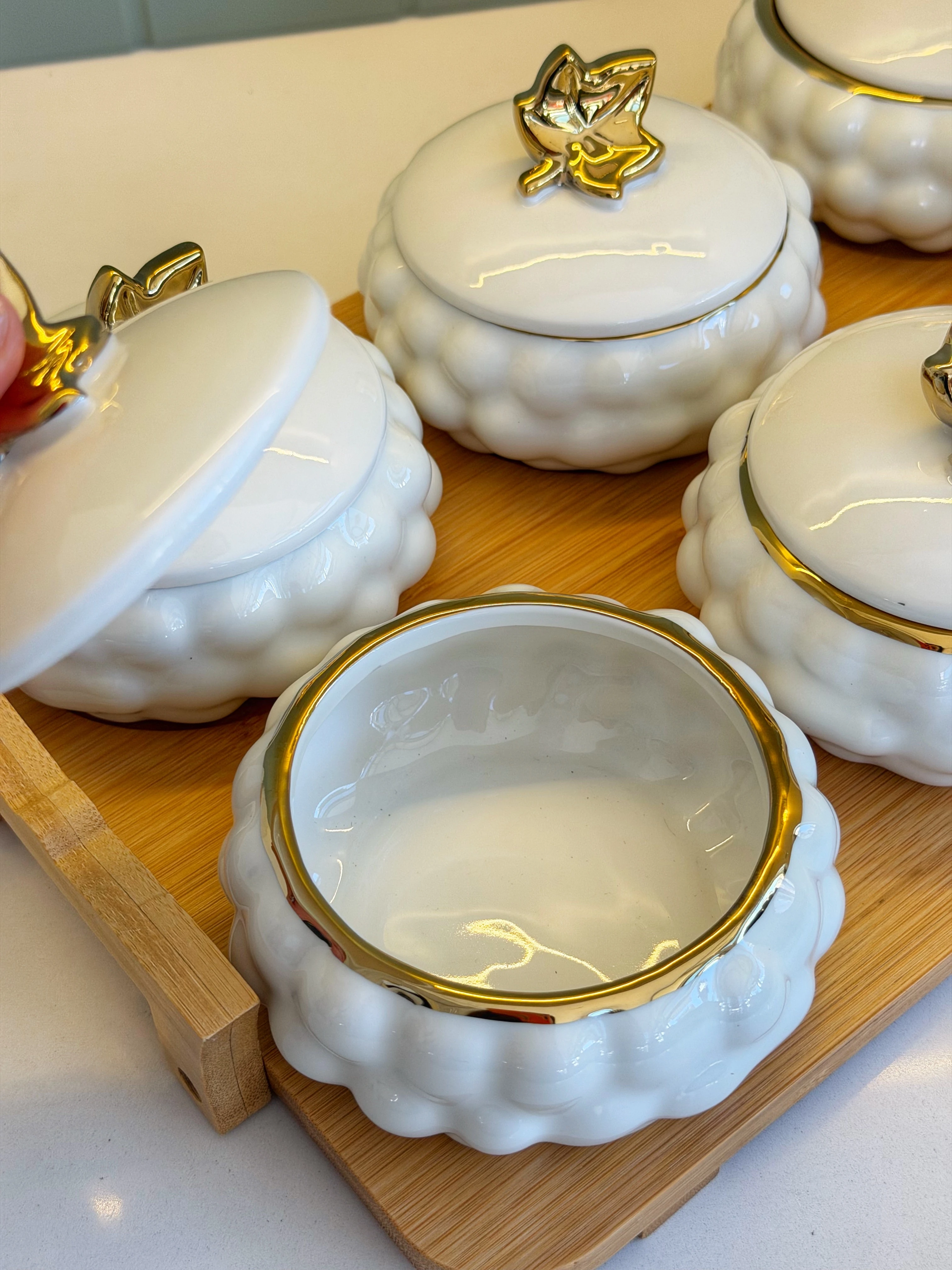 Bubble Porselen Tepsili Kahvaltılık Beyaz