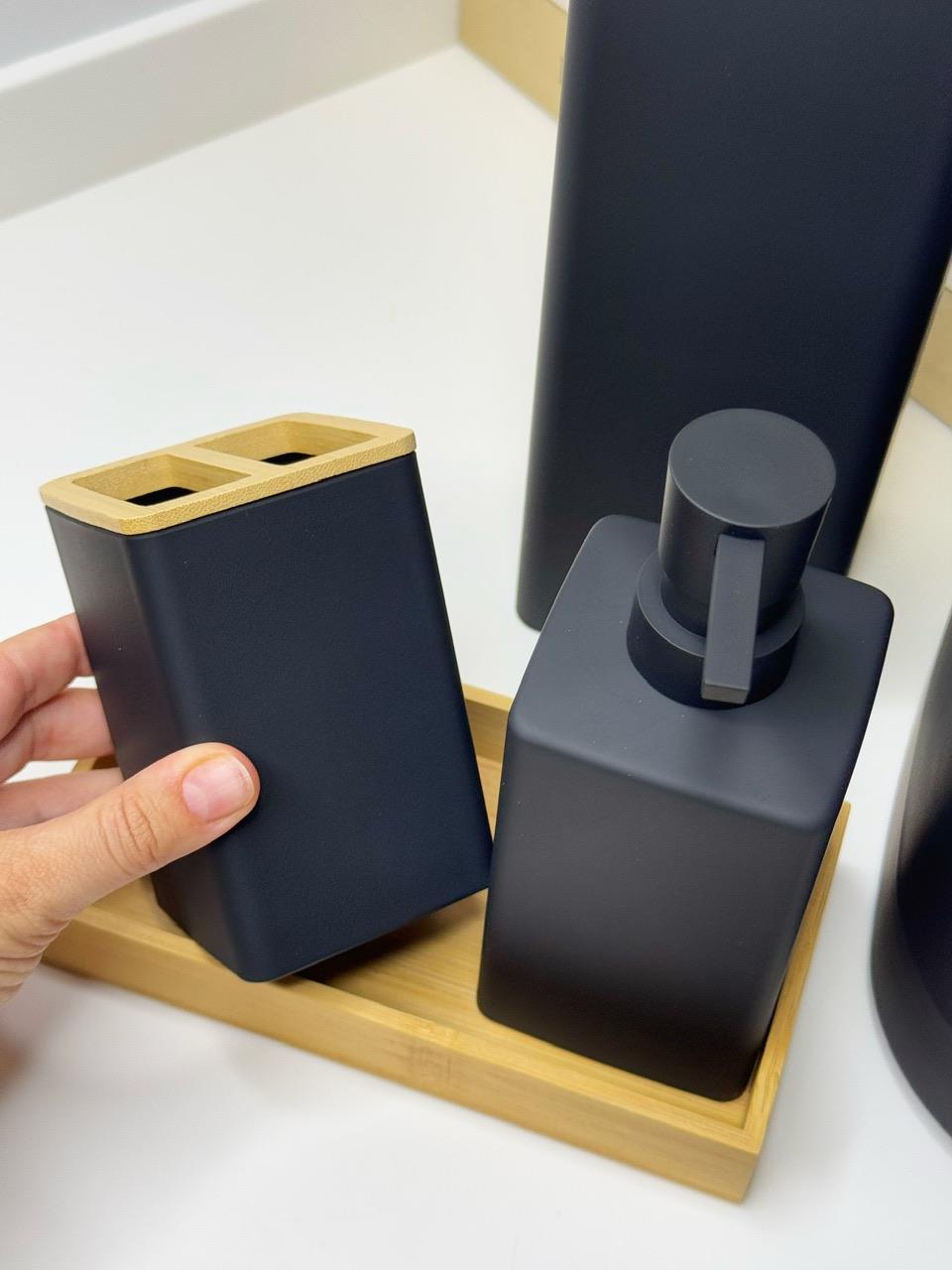 Moi 6 Parça Banyo Seti Siyah