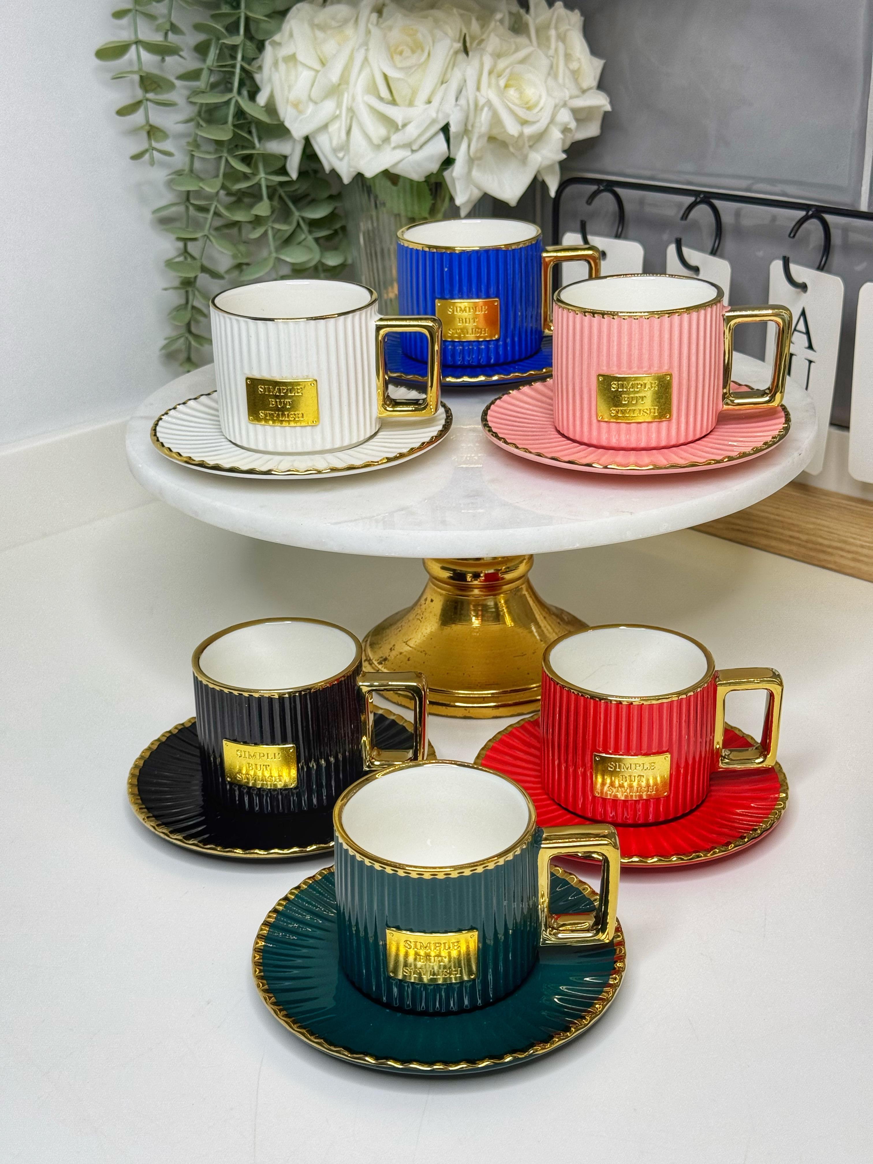 Gold Düğmeli 6 Kişilik Türk Kahvesi Fincanı