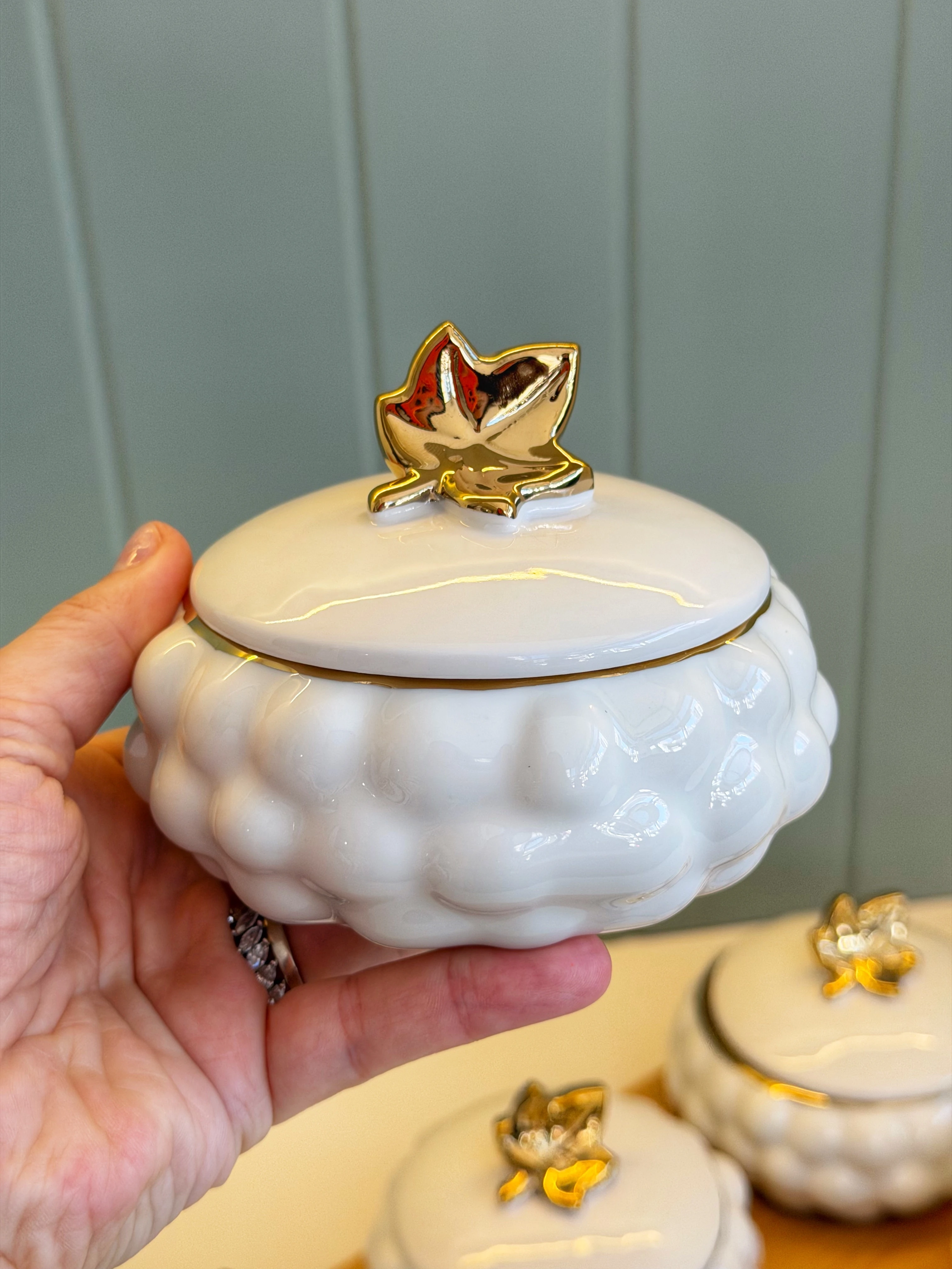 Bubble Porselen Tepsili Kahvaltılık Beyaz