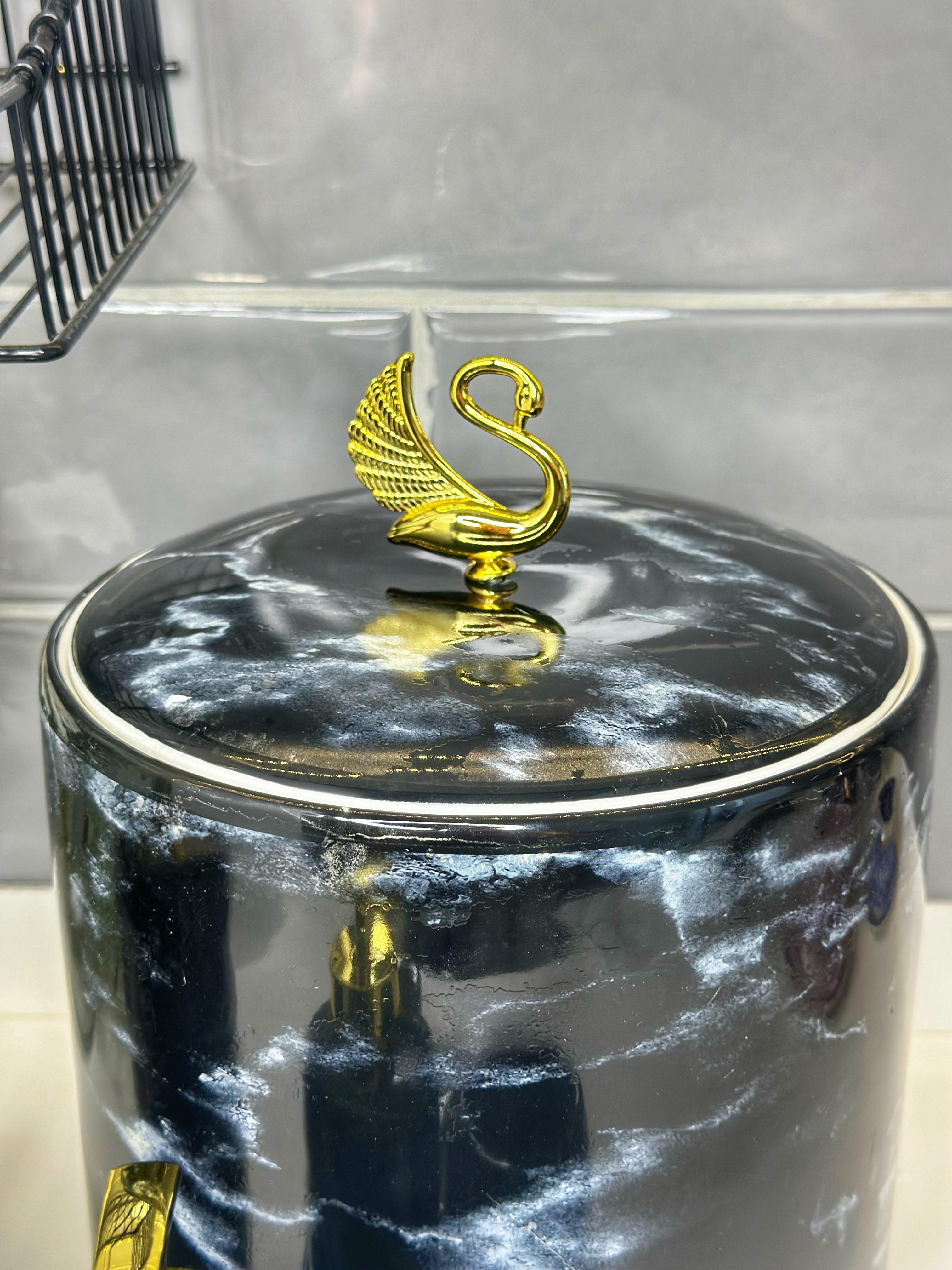 Zenly Geyik Figürlü Porselen Banyo Seti