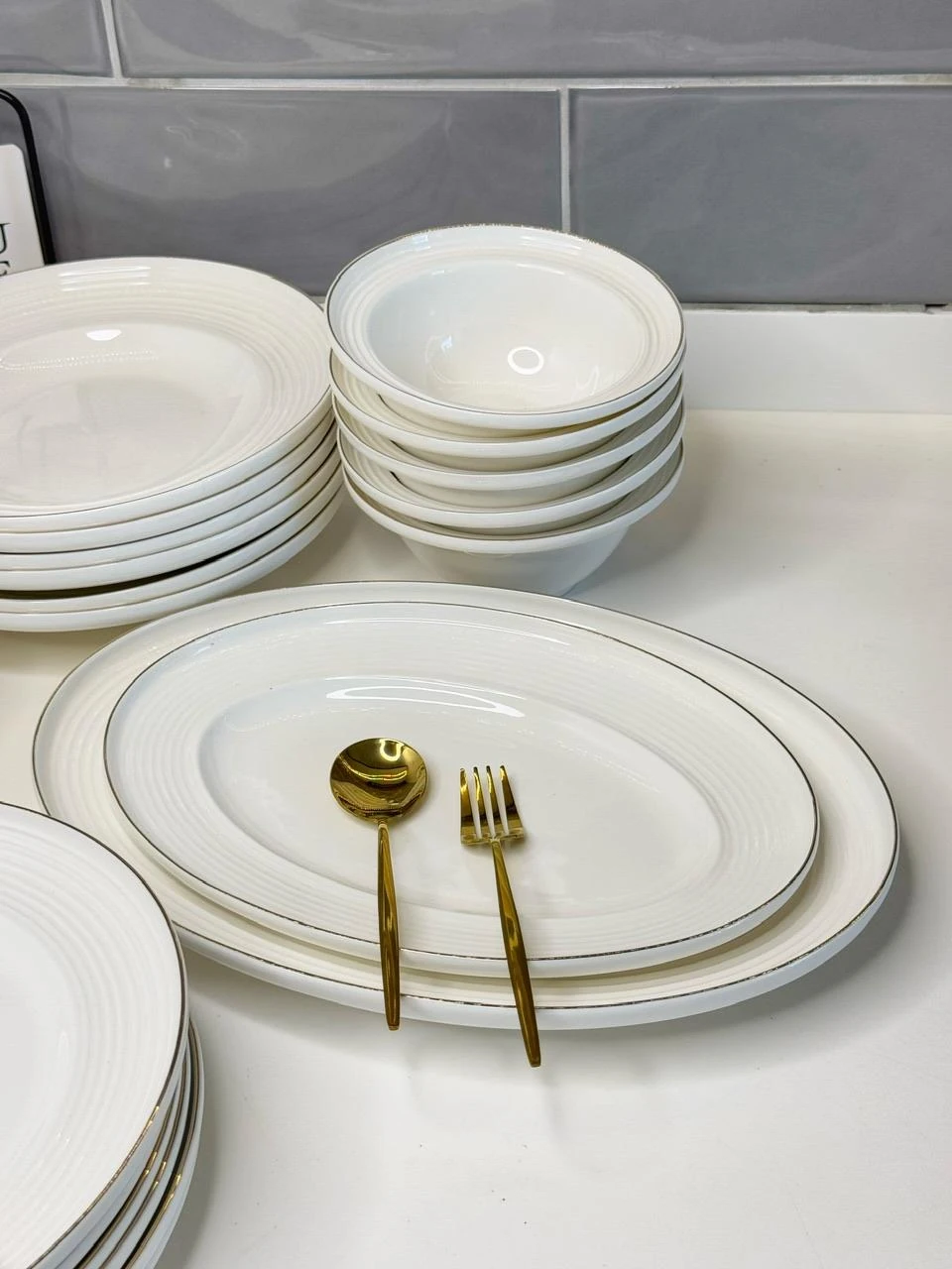 Venta 56 Parça 6 Kişilik Porselen Yemek Takımı