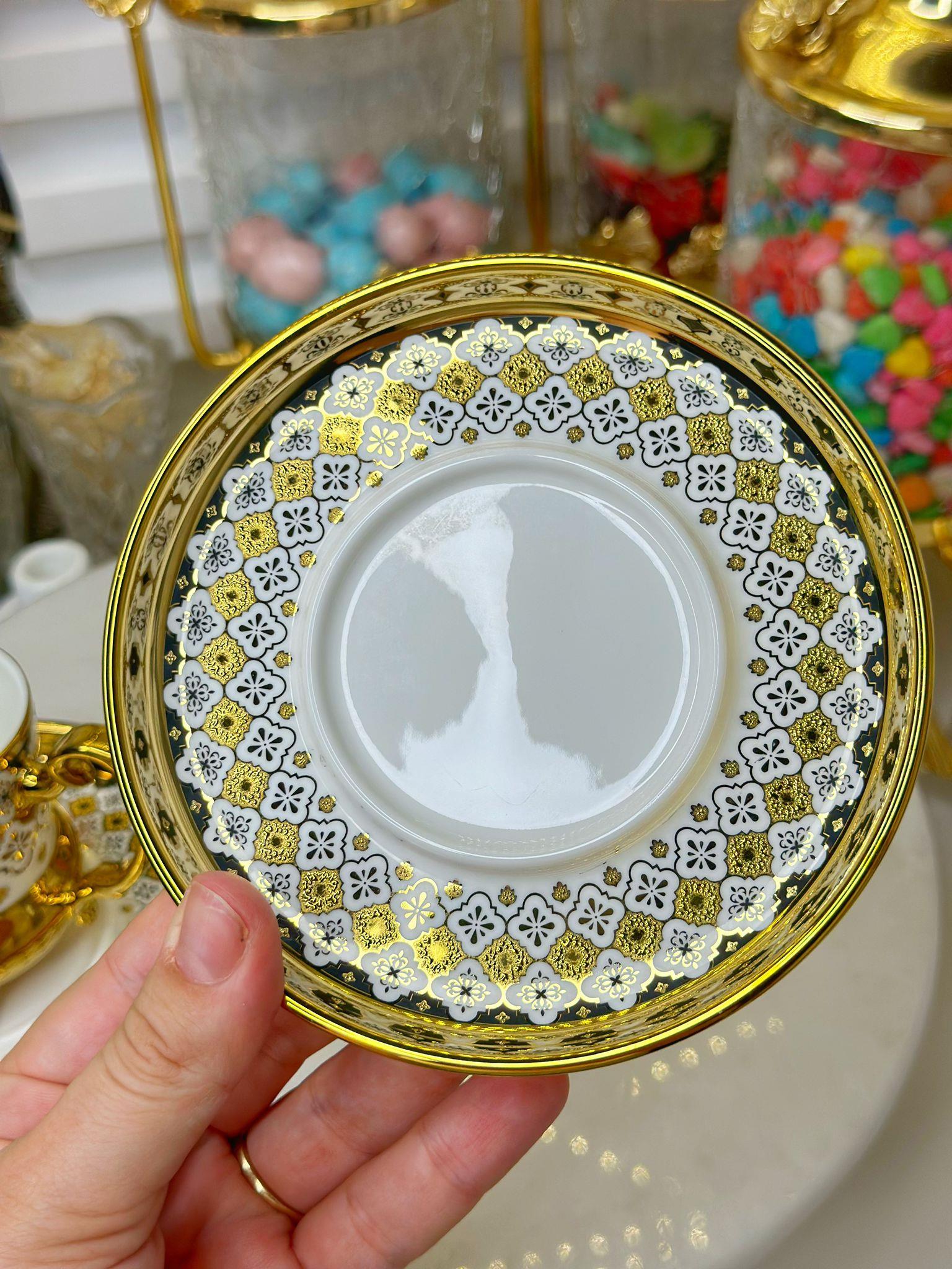 Nazende 6 Kişilik Porselen Türk Kahvesi Fincanı